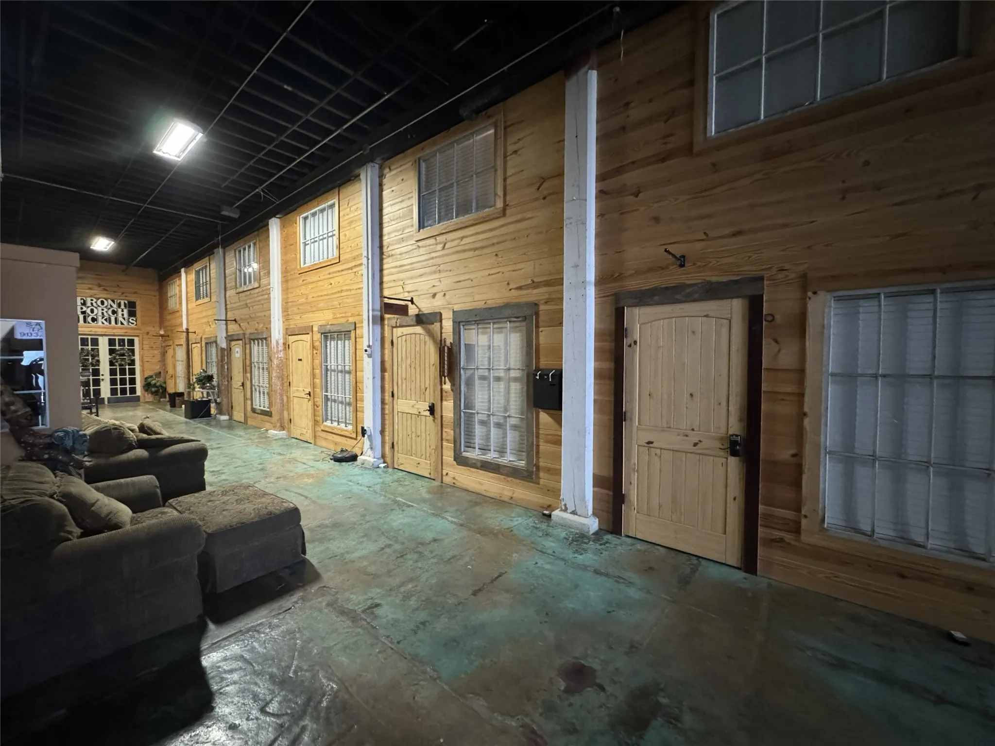 Business For Rent in Grayson County , 110 S Houston Avenue E, Denison, Texas 75021, 0, 0, Garage spaces, 0 Sqft, built in 1900, mls#21406429, Real Estate Agent in Denison, Homes For Rent in Grayson county, Homes For Rent in Denison, Realtor in Denison Texas, Real Estate Brokerage Independent Realty Texas, Luminita Cordes Realtor