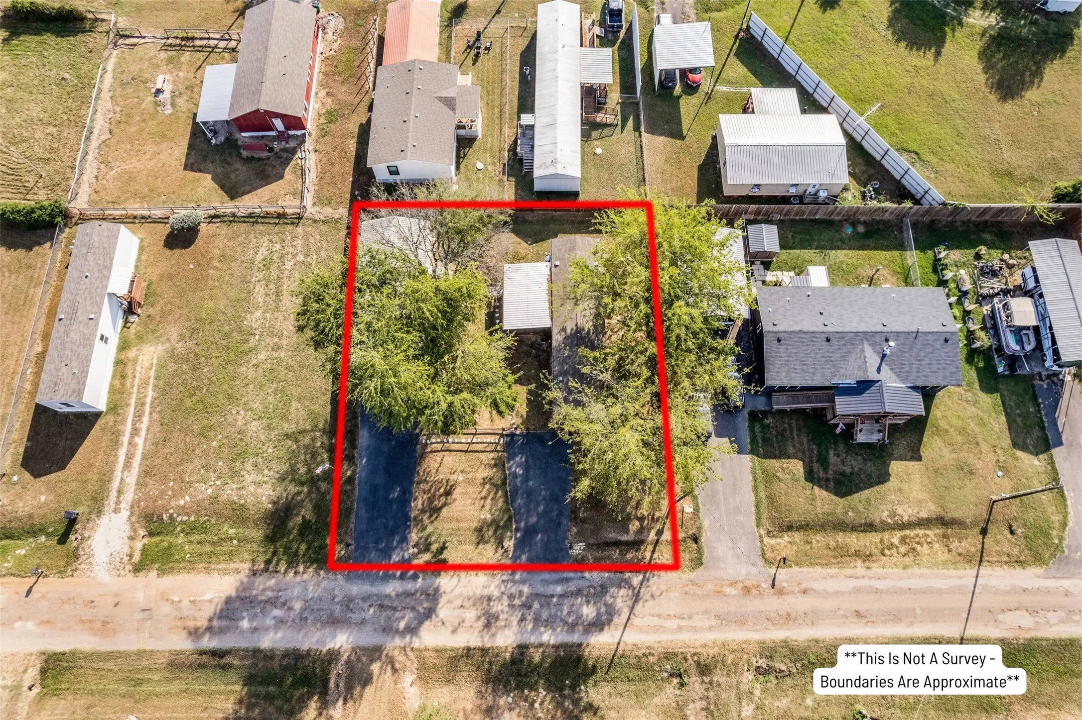 Mobile Home For Sale in Wood County , 340 Apache, Quitman, Texas 75783, 2 Bedroom, 1 Bathroom, 2 Garage spaces, 800 Sqft, built in 2021, mls#21406371, Real Estate Agent in Quitman, Homes For Sale in Wood county, Homes For Sale in Quitman, Realtor in Quitman Texas, Real Estate Brokerage Independent Realty Texas, Luminita Cordes Realtor