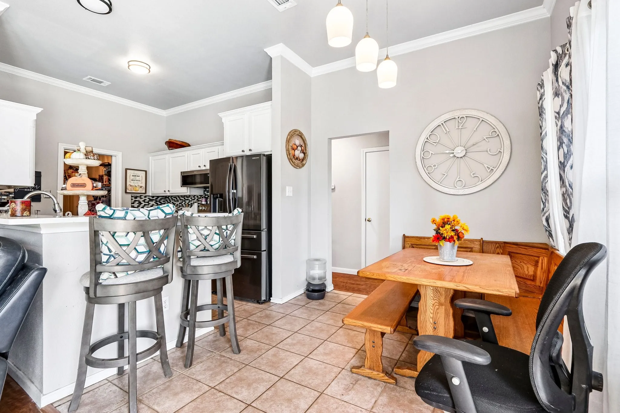 Single Family Residence For Sale in Denton County , 205 Quail Run, Aubrey, Texas 76227, 4 Bedroom, 2 Bathroom, 2 Garage spaces, 1,616 Sqft, built in 2001, mls#21406430, Real Estate Agent in Aubrey, Homes For Sale in Denton county, Homes For Sale in Aubrey, Realtor in Aubrey Texas, Real Estate Brokerage Independent Realty Texas, Luminita Cordes Realtor