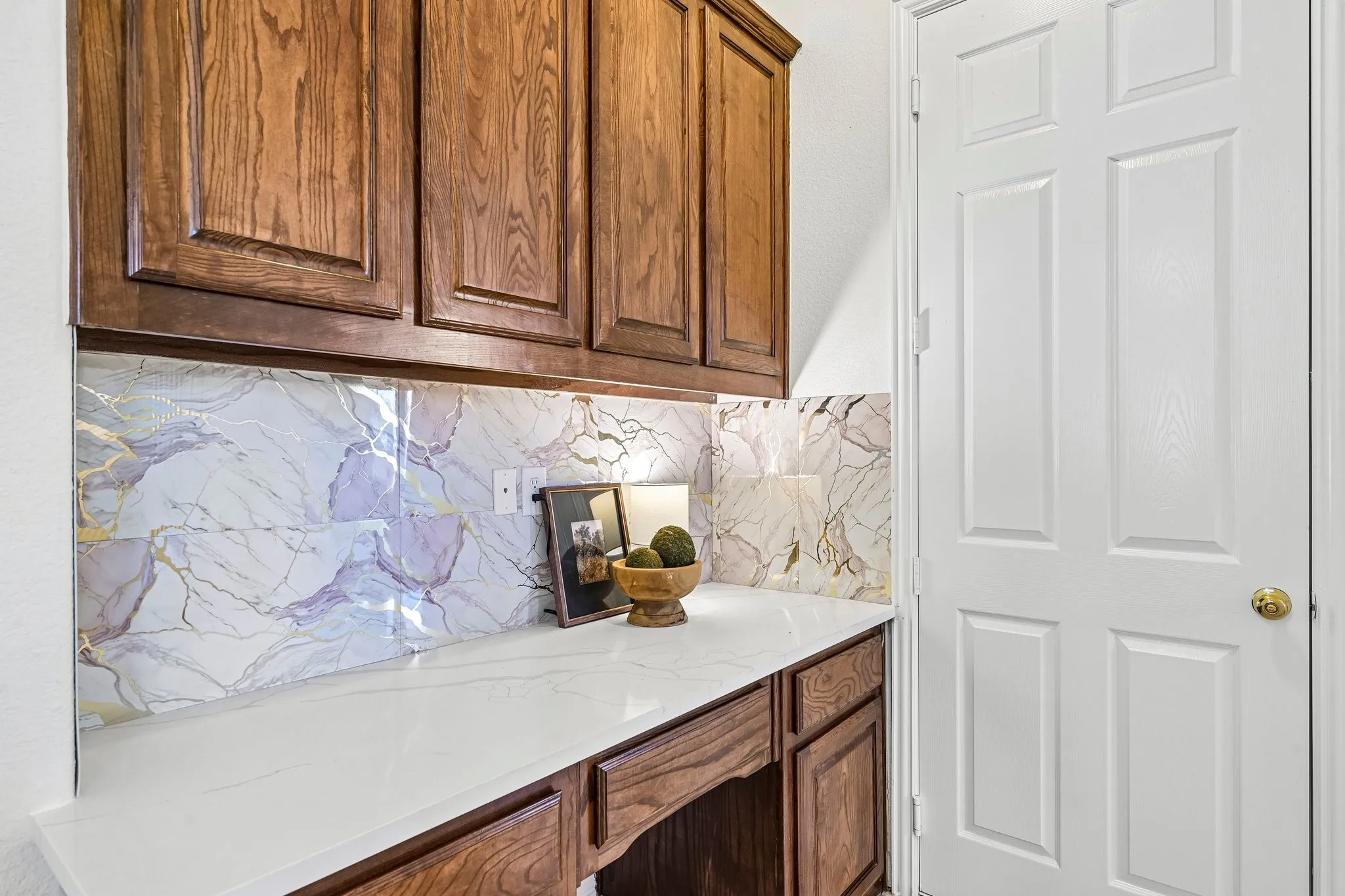 Single Family Residence For Sale in Collin County , 810 Driftwood Drive, Murphy, Texas 75094, 5 Bedroom, 4 Bathroom, 3 Garage spaces, 4,730 Sqft, built in 2002, mls#21406420, Real Estate Agent in Murphy, Homes For Sale in Collin county, Homes For Sale in Murphy, Realtor in Murphy Texas, Real Estate Brokerage Independent Realty Texas, Luminita Cordes Realtor