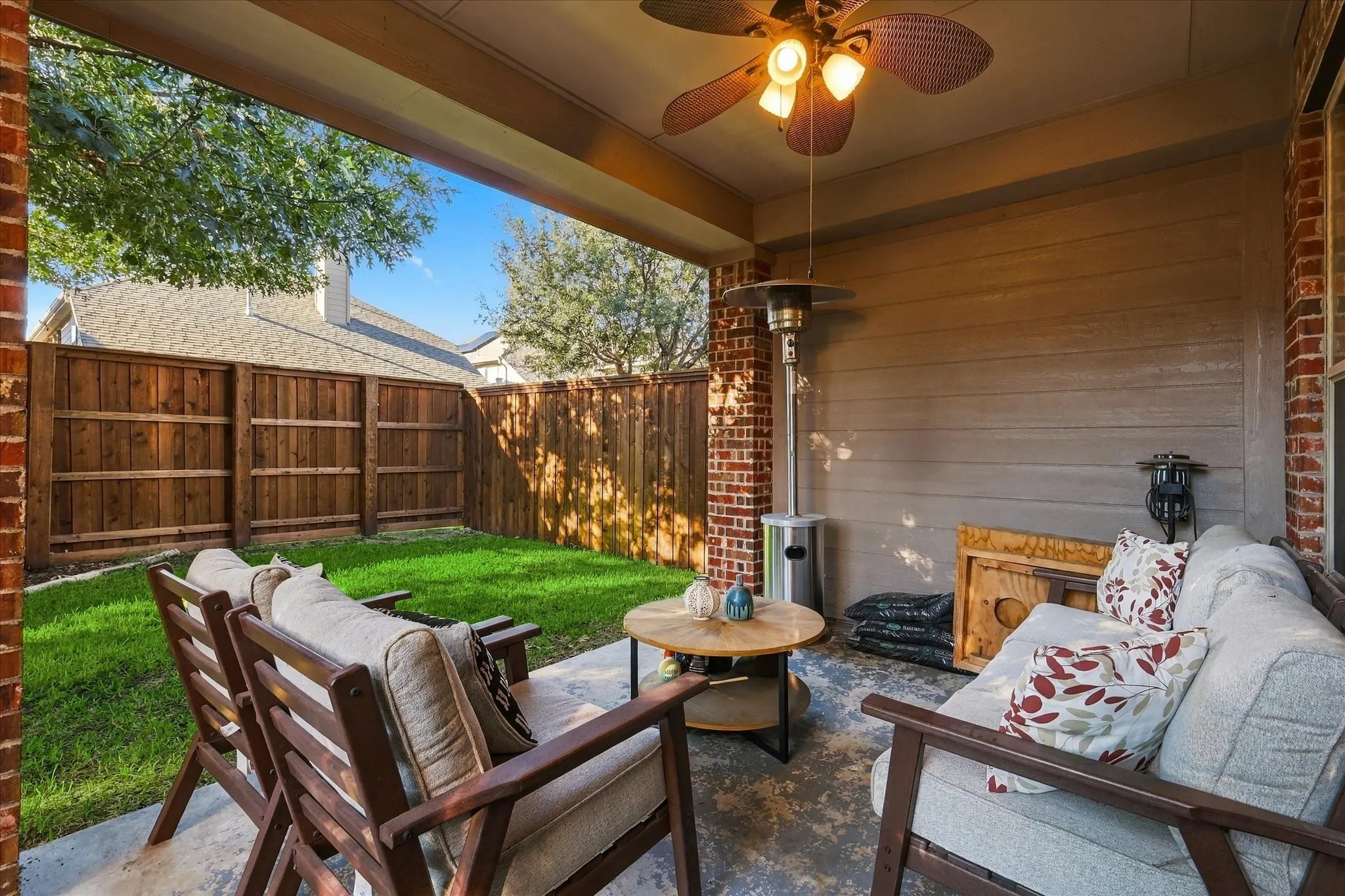 Single Family Residence For Sale in Collin County , 10621 Matador Drive, Mc Kinney, Texas 75072, 4 Bedroom, 3 Bathroom, 2 Garage spaces, 2,746 Sqft, built in 2010, mls#21405243, Real Estate Agent in Mc Kinney, Homes For Sale in Collin county, Homes For Sale in Mc Kinney, Realtor in Mc Kinney Texas, Real Estate Brokerage Independent Realty Texas, Luminita Cordes Realtor