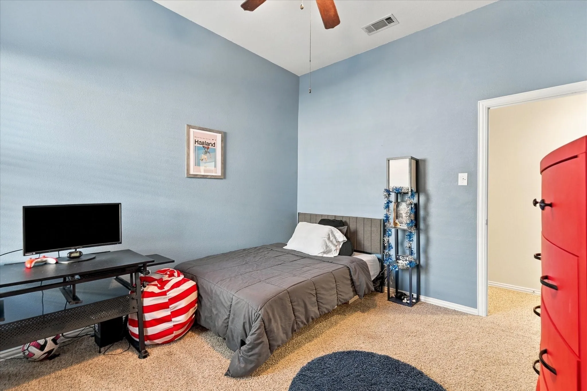 Single Family Residence For Sale in Collin County , 10621 Matador Drive, Mc Kinney, Texas 75072, 4 Bedroom, 3 Bathroom, 2 Garage spaces, 2,746 Sqft, built in 2010, mls#21405243, Real Estate Agent in Mc Kinney, Homes For Sale in Collin county, Homes For Sale in Mc Kinney, Realtor in Mc Kinney Texas, Real Estate Brokerage Independent Realty Texas, Luminita Cordes Realtor