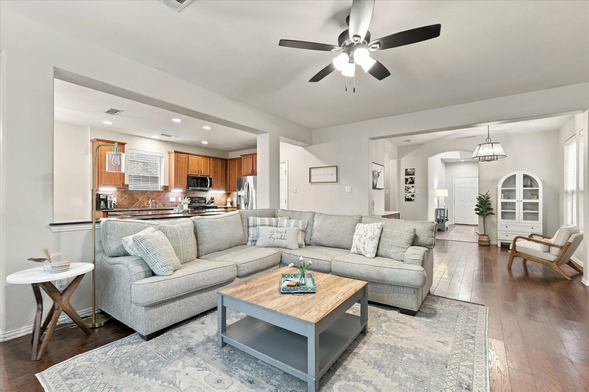 Single Family Residence For Sale in Collin County , 10621 Matador Drive, Mc Kinney, Texas 75072, 4 Bedroom, 3 Bathroom, 2 Garage spaces, 2,746 Sqft, built in 2010, mls#21405243, Real Estate Agent in Mc Kinney, Homes For Sale in Collin county, Homes For Sale in Mc Kinney, Realtor in Mc Kinney Texas, Real Estate Brokerage Independent Realty Texas, Luminita Cordes Realtor