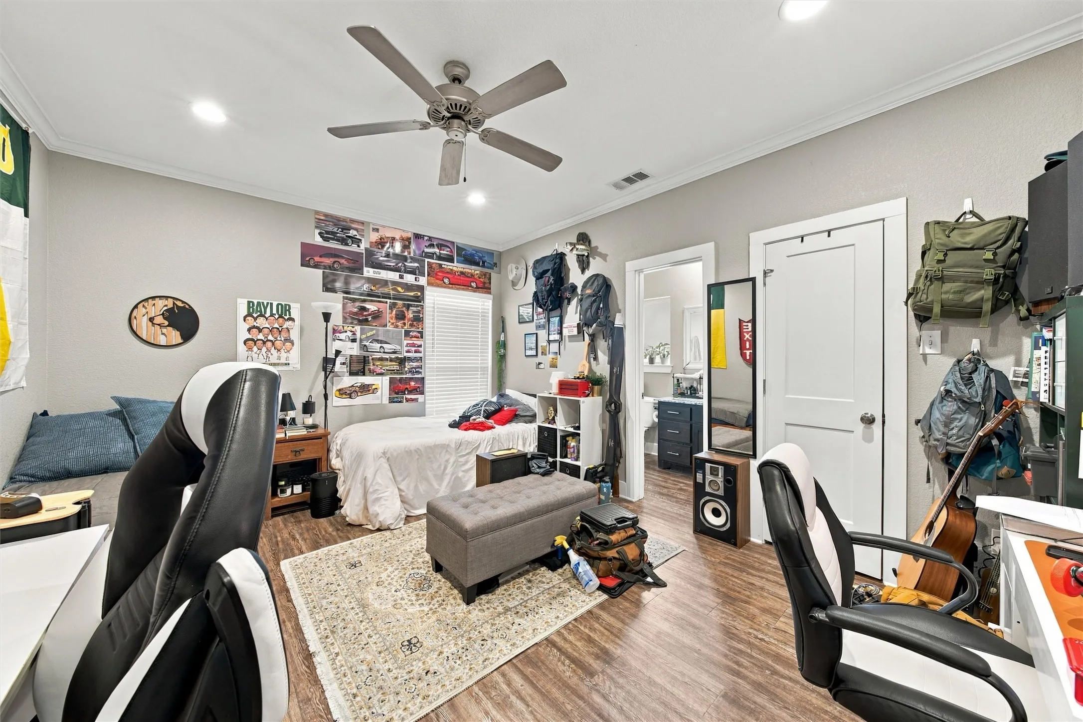 Single Family Residence For Sale in Mc Lennan County , 1302 Bagby Avenue, Waco, Texas 76706, 5 Bedroom, 6 Bathroom, Garage spaces, 2,560 Sqft, built in 2017, mls#21406428, Real Estate Agent in Waco, Homes For Sale in Mc Lennan county, Homes For Sale in Waco, Realtor in Waco Texas, Real Estate Brokerage Independent Realty Texas, Luminita Cordes Realtor