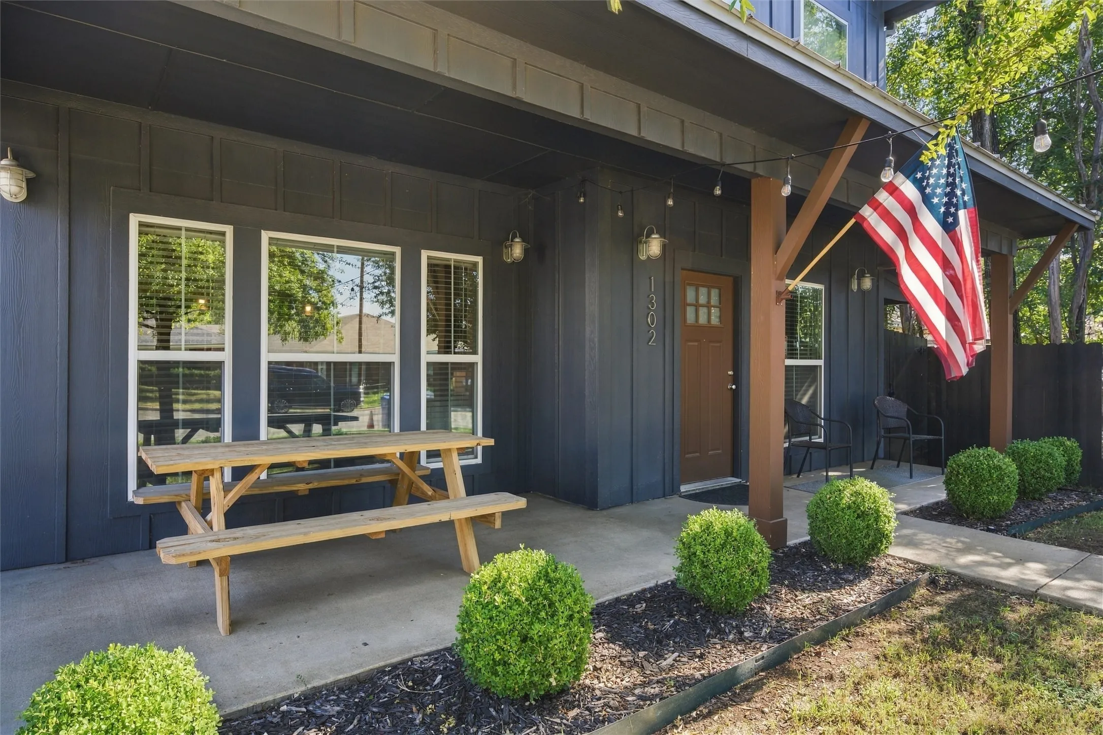 Single Family Residence For Sale in Mc Lennan County , 1302 Bagby Avenue, Waco, Texas 76706, 5 Bedroom, 6 Bathroom, Garage spaces, 2,560 Sqft, built in 2017, mls#21406428, Real Estate Agent in Waco, Homes For Sale in Mc Lennan county, Homes For Sale in Waco, Realtor in Waco Texas, Real Estate Brokerage Independent Realty Texas, Luminita Cordes Realtor