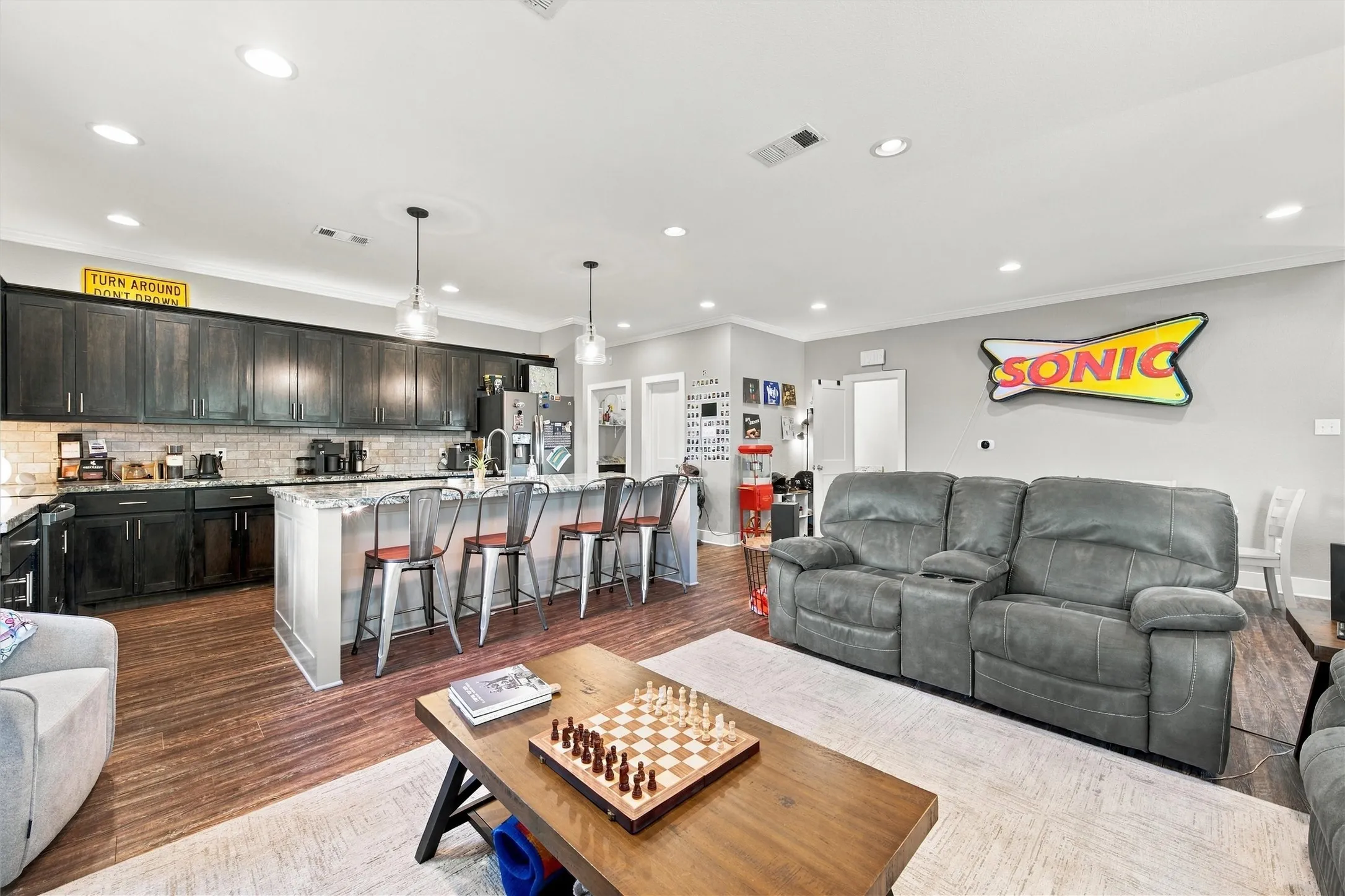 Single Family Residence For Sale in Mc Lennan County , 1302 Bagby Avenue, Waco, Texas 76706, 5 Bedroom, 6 Bathroom, Garage spaces, 2,560 Sqft, built in 2017, mls#21406428, Real Estate Agent in Waco, Homes For Sale in Mc Lennan county, Homes For Sale in Waco, Realtor in Waco Texas, Real Estate Brokerage Independent Realty Texas, Luminita Cordes Realtor