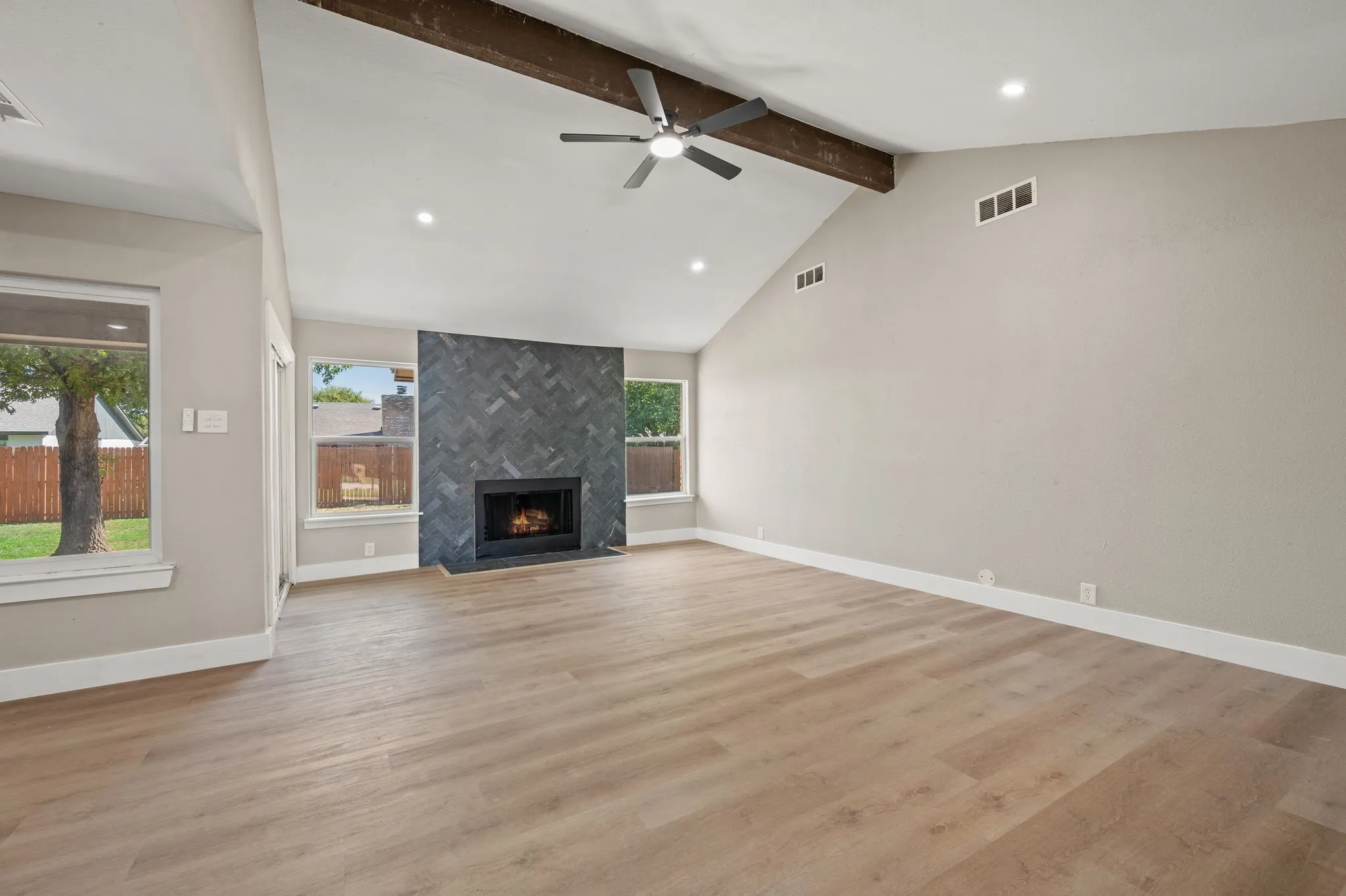 Single Family Residence For Sale in Tarrant County , 7512 Clover Lane, Watauga, Texas 76148, 3 Bedroom, 2 Bathroom, 2 Garage spaces, 1,340 Sqft, built in 1979, mls#21406076, Real Estate Agent in Watauga, Homes For Sale in Tarrant county, Homes For Sale in Watauga, Realtor in Watauga Texas, Real Estate Brokerage Independent Realty Texas, Luminita Cordes Realtor
