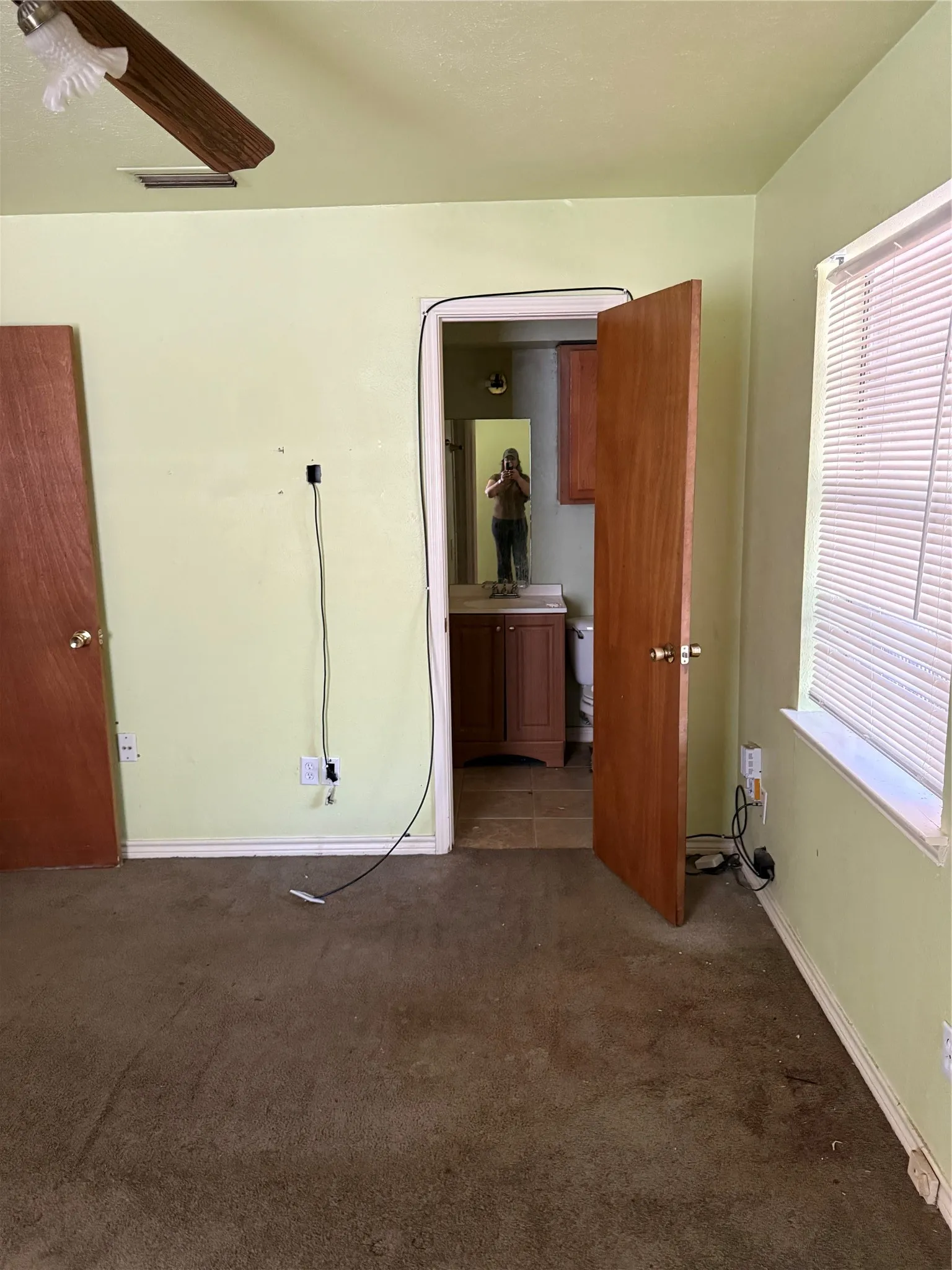 Single Family Residence For Sale in Dallas County , 6645 Racine Drive, Dallas, Texas 75232, 3 Bedroom, 2 Bathroom, 2 Garage spaces, 1,341 Sqft, built in 1969, mls#21403809, Real Estate Agent in Dallas, Homes For Sale in Dallas county, Homes For Sale in Dallas, Realtor in Dallas Texas, Real Estate Brokerage Independent Realty Texas, Luminita Cordes Realtor