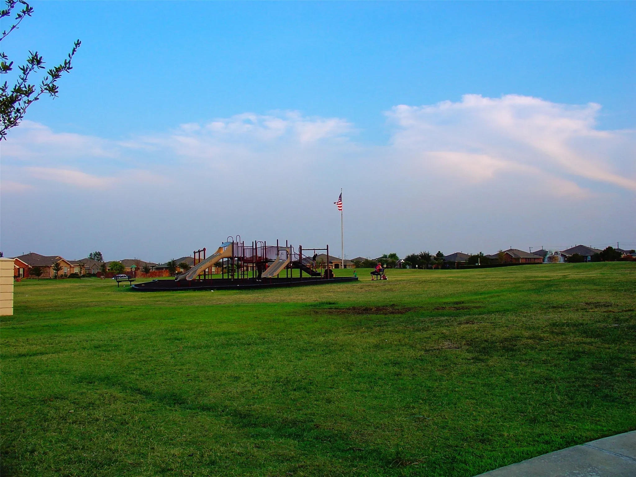 Single Family Residence For Rent in Denton County , 9131 Gaspard Court, Frisco, Texas 75033, 3 Bedroom, 2 Bathroom, 2 Garage spaces, 1,651 Sqft, built in 2005, mls#21402474, Real Estate Agent in Frisco, Homes For Rent in Denton county, Homes For Rent in Frisco, Realtor in Frisco Texas, Real Estate Brokerage Independent Realty Texas, Luminita Cordes Realtor