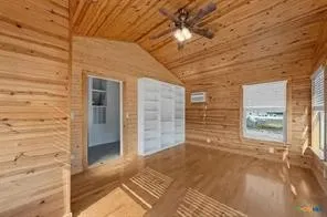 Mobile Home For Sale in Mc Lennan County , 1810 Mary Ware Drive, Gholson, Texas 76705, 3 Bedroom, 2 Bathroom, Garage spaces, 1,310 Sqft, built in 2004, mls#21405332, Real Estate Agent in Gholson, Homes For Sale in Mc Lennan county, Homes For Sale in Gholson, Realtor in Gholson Texas, Real Estate Brokerage Independent Realty Texas, Luminita Cordes Realtor