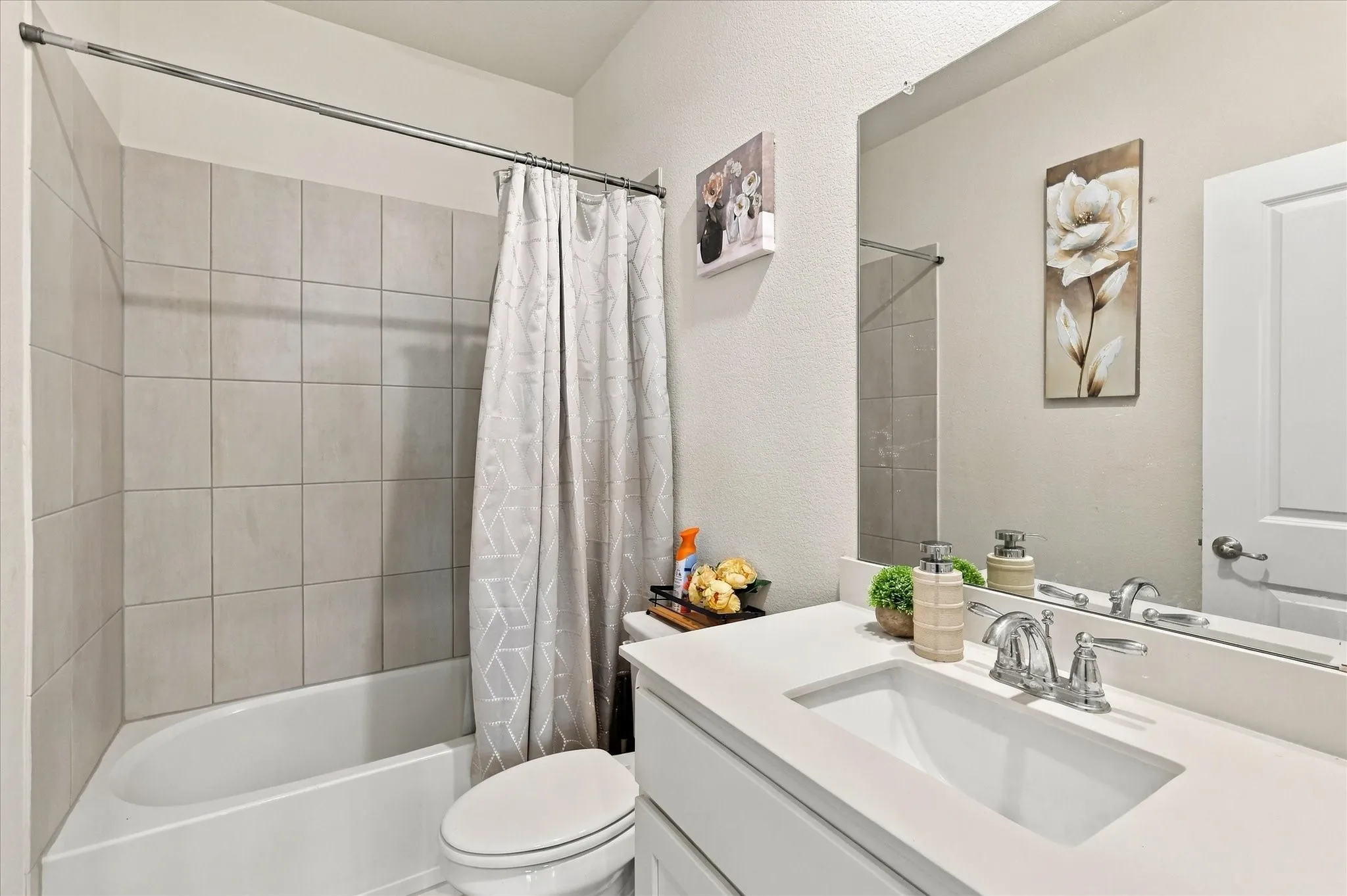 Single Family Residence For Sale in Collin County , 209 Tate Lane, Anna, Texas 75409, 4 Bedroom, 3 Bathroom, 2 Garage spaces, 2,936 Sqft, built in 2023, mls#21405133, Real Estate Agent in Anna, Homes For Sale in Collin county, Homes For Sale in Anna, Realtor in Anna Texas, Real Estate Brokerage Independent Realty Texas, Luminita Cordes Realtor