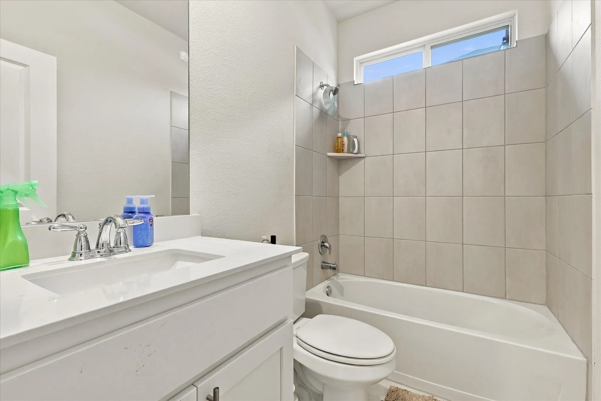 Single Family Residence For Sale in Collin County , 209 Tate Lane, Anna, Texas 75409, 4 Bedroom, 3 Bathroom, 2 Garage spaces, 2,936 Sqft, built in 2023, mls#21405133, Real Estate Agent in Anna, Homes For Sale in Collin county, Homes For Sale in Anna, Realtor in Anna Texas, Real Estate Brokerage Independent Realty Texas, Luminita Cordes Realtor