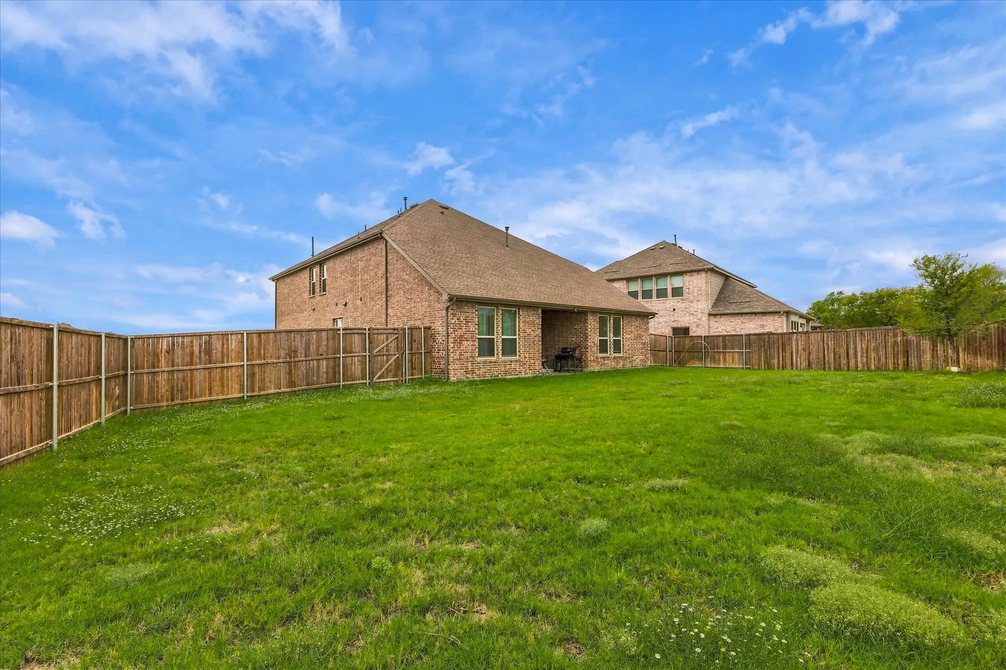 Single Family Residence For Sale in Collin County , 209 Tate Lane, Anna, Texas 75409, 4 Bedroom, 3 Bathroom, 2 Garage spaces, 2,936 Sqft, built in 2023, mls#21405133, Real Estate Agent in Anna, Homes For Sale in Collin county, Homes For Sale in Anna, Realtor in Anna Texas, Real Estate Brokerage Independent Realty Texas, Luminita Cordes Realtor