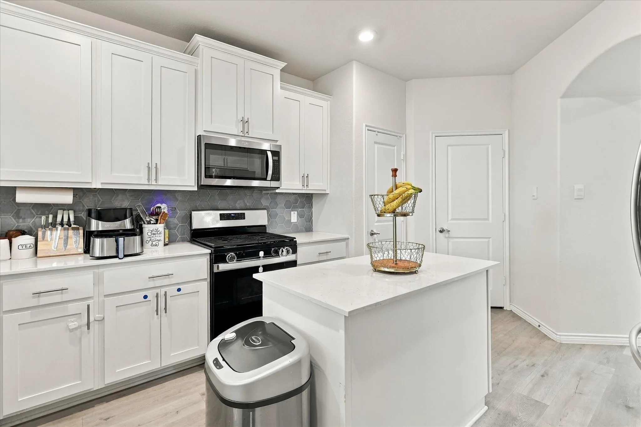 Single Family Residence For Sale in Collin County , 209 Tate Lane, Anna, Texas 75409, 4 Bedroom, 3 Bathroom, 2 Garage spaces, 2,936 Sqft, built in 2023, mls#21405133, Real Estate Agent in Anna, Homes For Sale in Collin county, Homes For Sale in Anna, Realtor in Anna Texas, Real Estate Brokerage Independent Realty Texas, Luminita Cordes Realtor