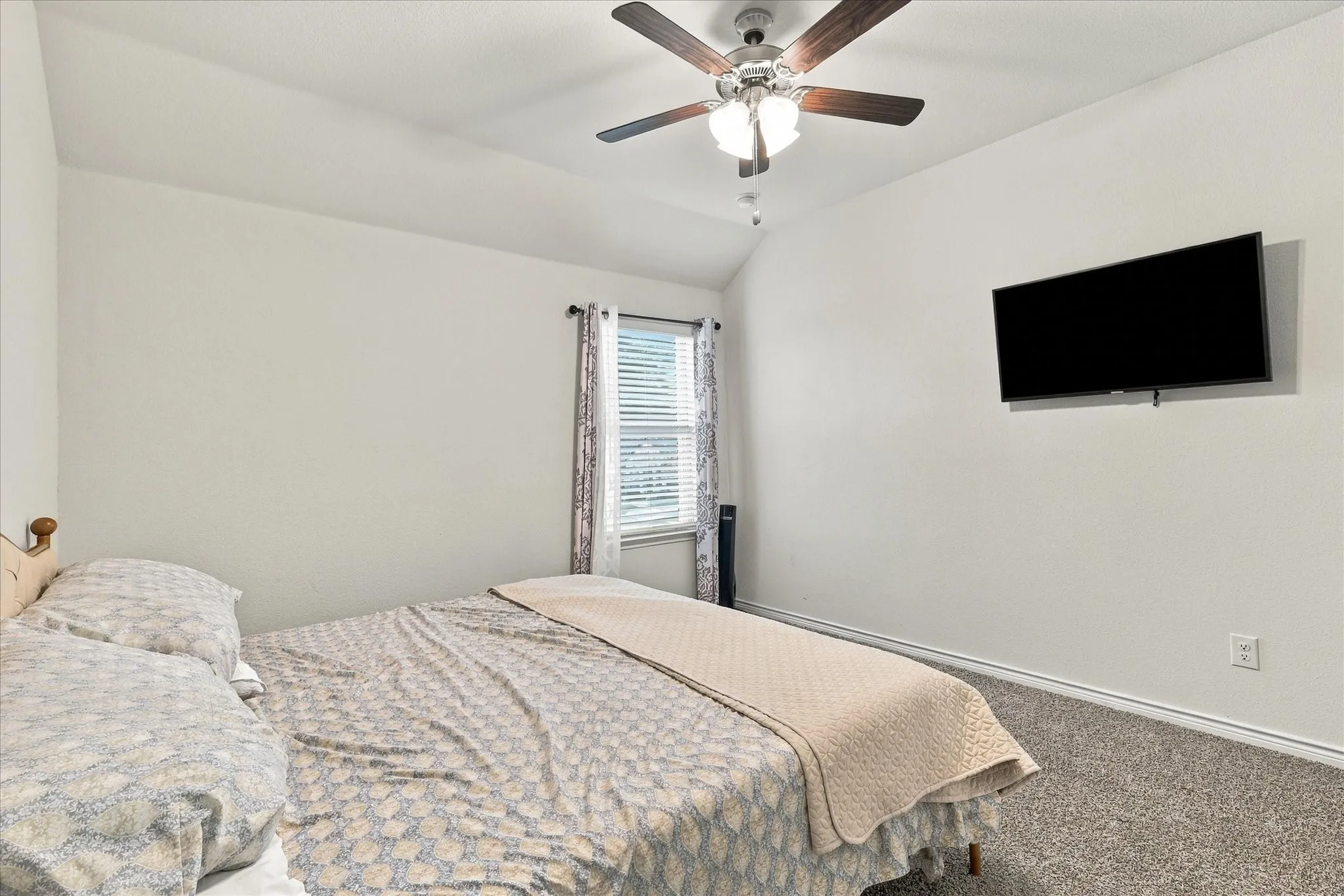 Single Family Residence For Sale in Collin County , 209 Tate Lane, Anna, Texas 75409, 4 Bedroom, 3 Bathroom, 2 Garage spaces, 2,936 Sqft, built in 2023, mls#21405133, Real Estate Agent in Anna, Homes For Sale in Collin county, Homes For Sale in Anna, Realtor in Anna Texas, Real Estate Brokerage Independent Realty Texas, Luminita Cordes Realtor