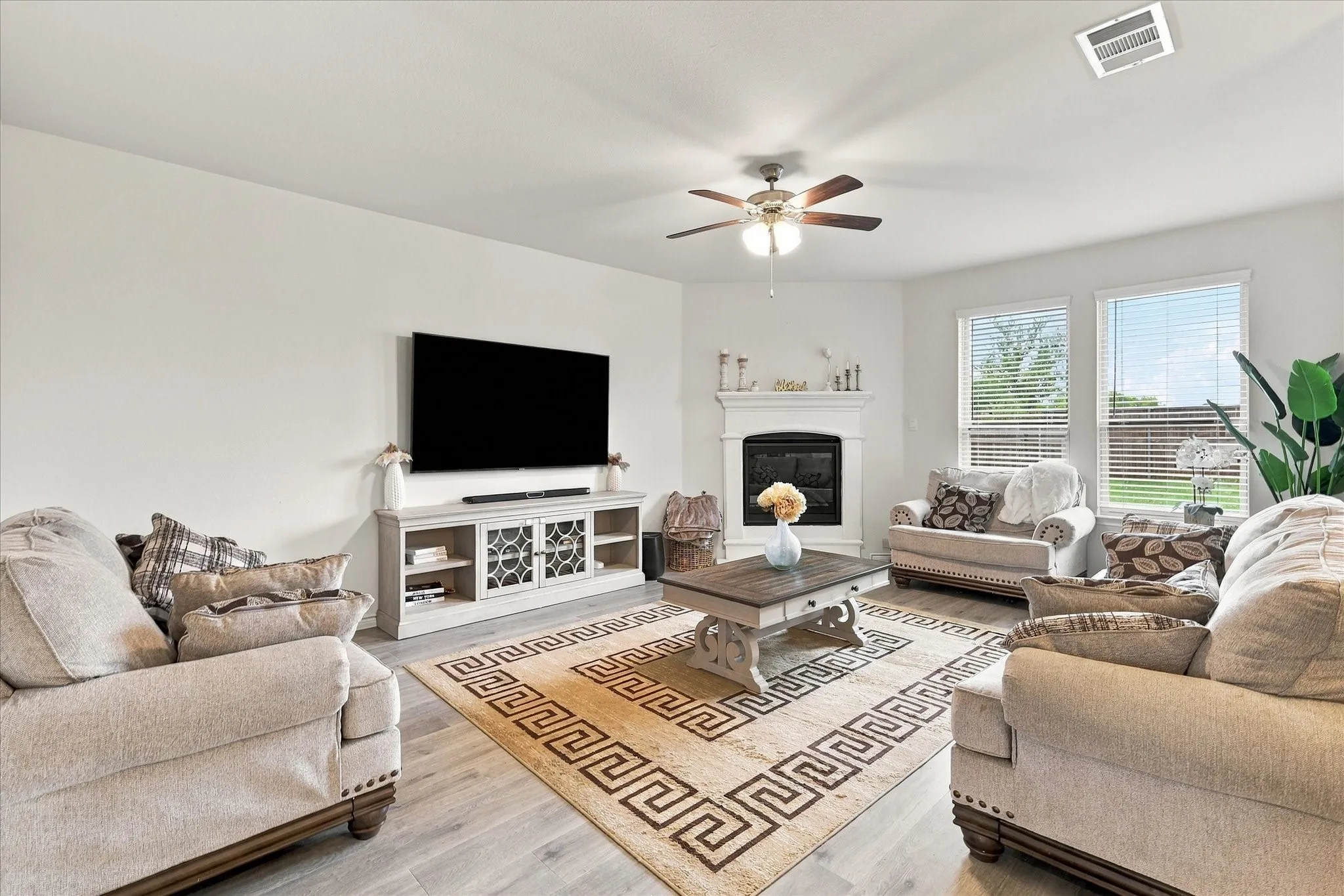 Single Family Residence For Sale in Collin County , 209 Tate Lane, Anna, Texas 75409, 4 Bedroom, 3 Bathroom, 2 Garage spaces, 2,936 Sqft, built in 2023, mls#21405133, Real Estate Agent in Anna, Homes For Sale in Collin county, Homes For Sale in Anna, Realtor in Anna Texas, Real Estate Brokerage Independent Realty Texas, Luminita Cordes Realtor