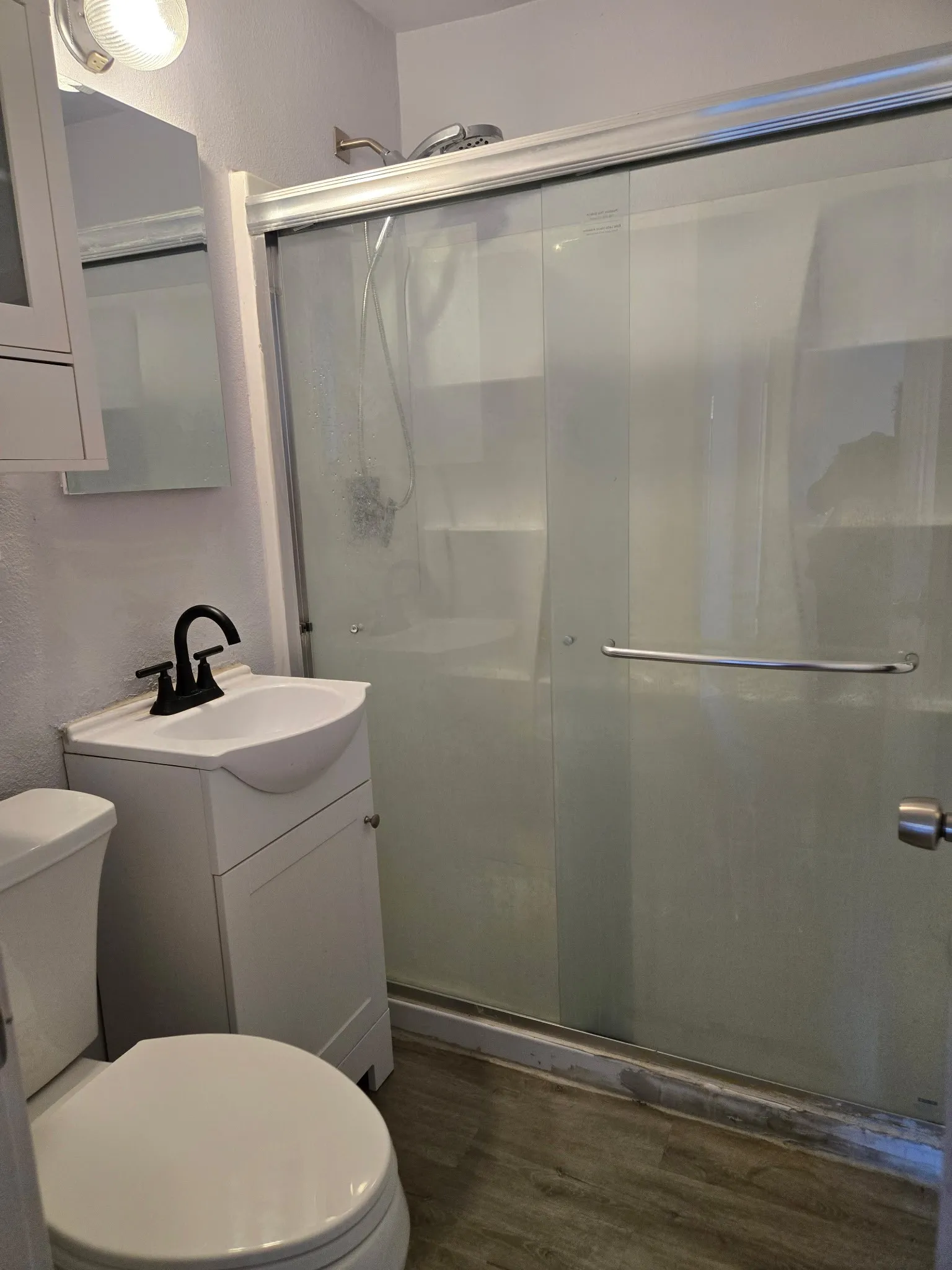Single Family Residence For Sale in Tarrant County , 3701 Hopkins Street, Fort Worth, Texas 76107, 2 Bedroom, 1 Bathroom, Garage spaces, 906 Sqft, built in 1950, mls#21406379, Real Estate Agent in Fort Worth, Homes For Sale in Tarrant county, Homes For Sale in Fort Worth, Realtor in Fort Worth Texas, Real Estate Brokerage Independent Realty Texas, Luminita Cordes Realtor