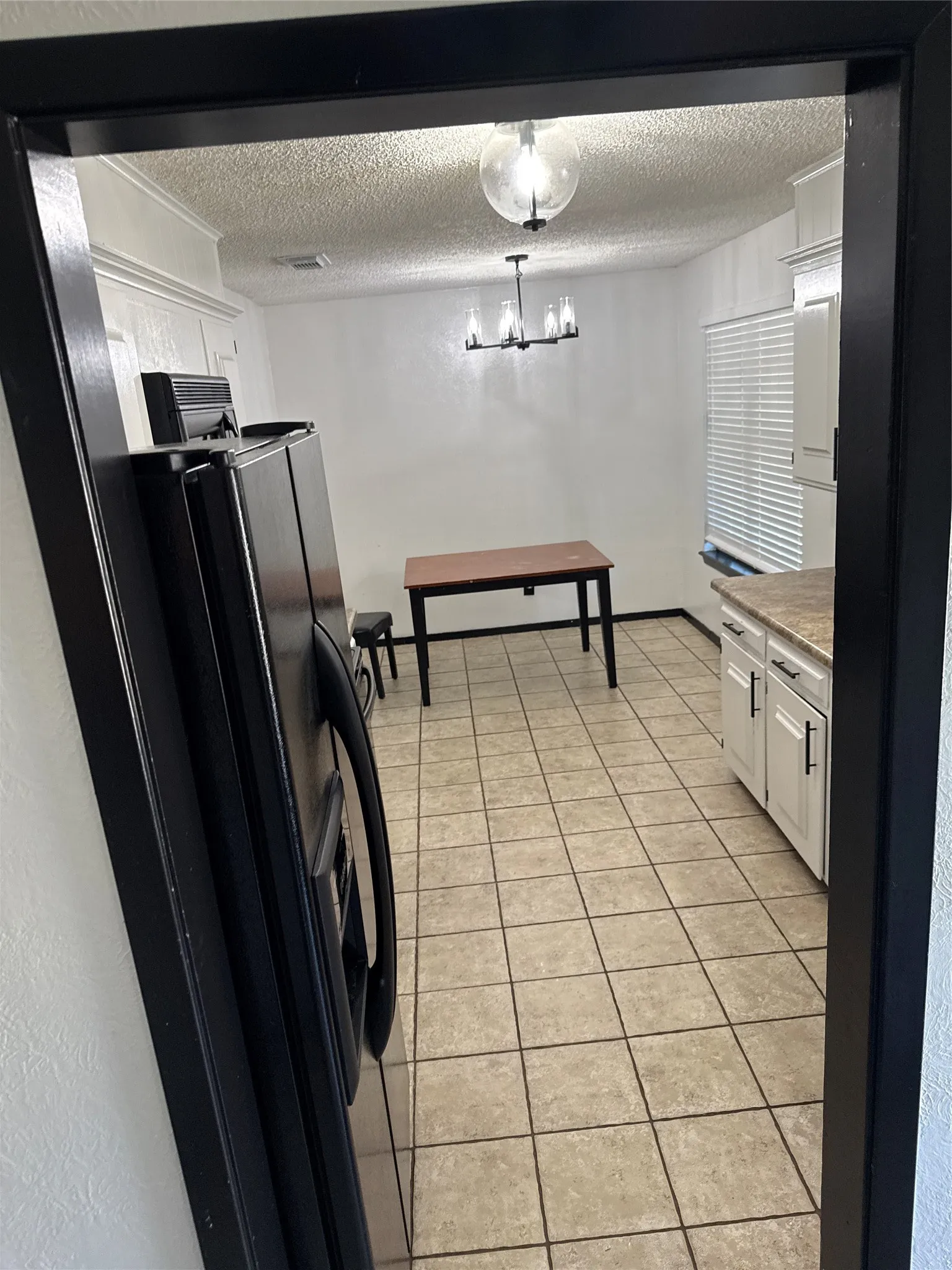 Single Family Residence For Sale in Johnson County , 313 Linda Drive, Burleson, Texas 76028, 3 Bedroom, 2 Bathroom, 2 Garage spaces, 1,414 Sqft, built in 1972, mls#21403779, Real Estate Agent in Burleson, Homes For Sale in Johnson county, Homes For Sale in Burleson, Realtor in Burleson Texas, Real Estate Brokerage Independent Realty Texas, Luminita Cordes Realtor