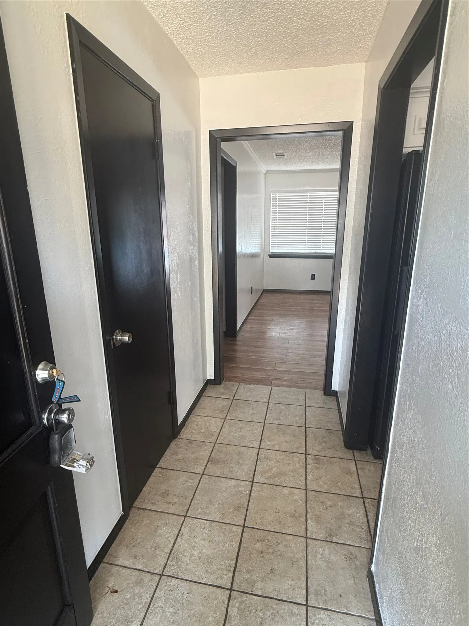 Single Family Residence For Sale in Johnson County , 313 Linda Drive, Burleson, Texas 76028, 3 Bedroom, 2 Bathroom, 2 Garage spaces, 1,414 Sqft, built in 1972, mls#21403779, Real Estate Agent in Burleson, Homes For Sale in Johnson county, Homes For Sale in Burleson, Realtor in Burleson Texas, Real Estate Brokerage Independent Realty Texas, Luminita Cordes Realtor