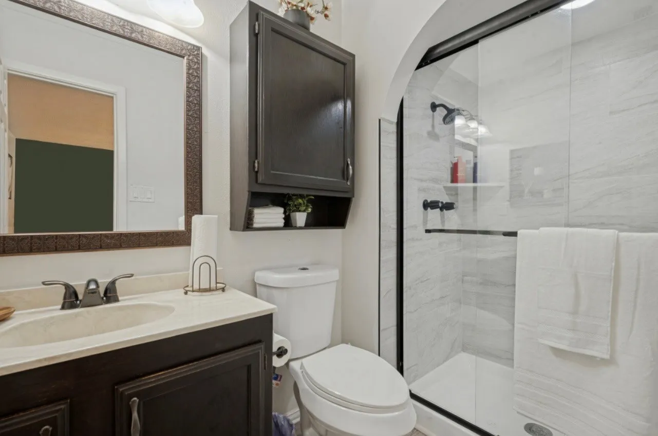 Single Family Residence For Sale in Dallas County , 700 Nora Lane, De Soto, Texas 75115, 3 Bedroom, 2 Bathroom, 2 Garage spaces, 1,733 Sqft, built in 1979, mls#21401705, Real Estate Agent in De Soto, Homes For Sale in Dallas county, Homes For Sale in De Soto, Realtor in De Soto Texas, Real Estate Brokerage Independent Realty Texas, Luminita Cordes Realtor