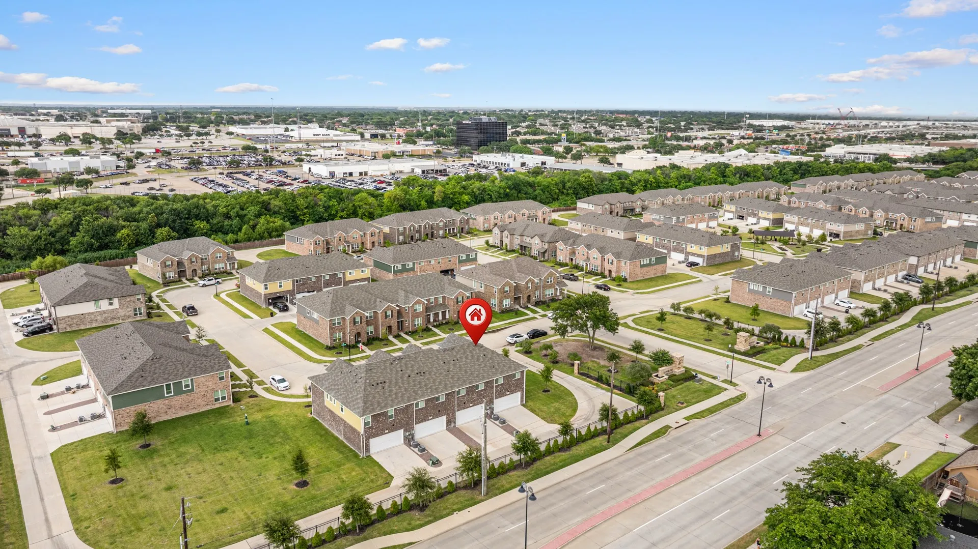 Townhouse For Sale in Dallas County , 3020 Percheron Drive, Mesquite, Texas 75150, 3 Bedroom, 3 Bathroom, 2 Garage spaces, 1,808 Sqft, built in 2024, mls#21406359, Real Estate Agent in Mesquite, Homes For Sale in Dallas county, Homes For Sale in Mesquite, Realtor in Mesquite Texas, Real Estate Brokerage Independent Realty Texas, Luminita Cordes Realtor