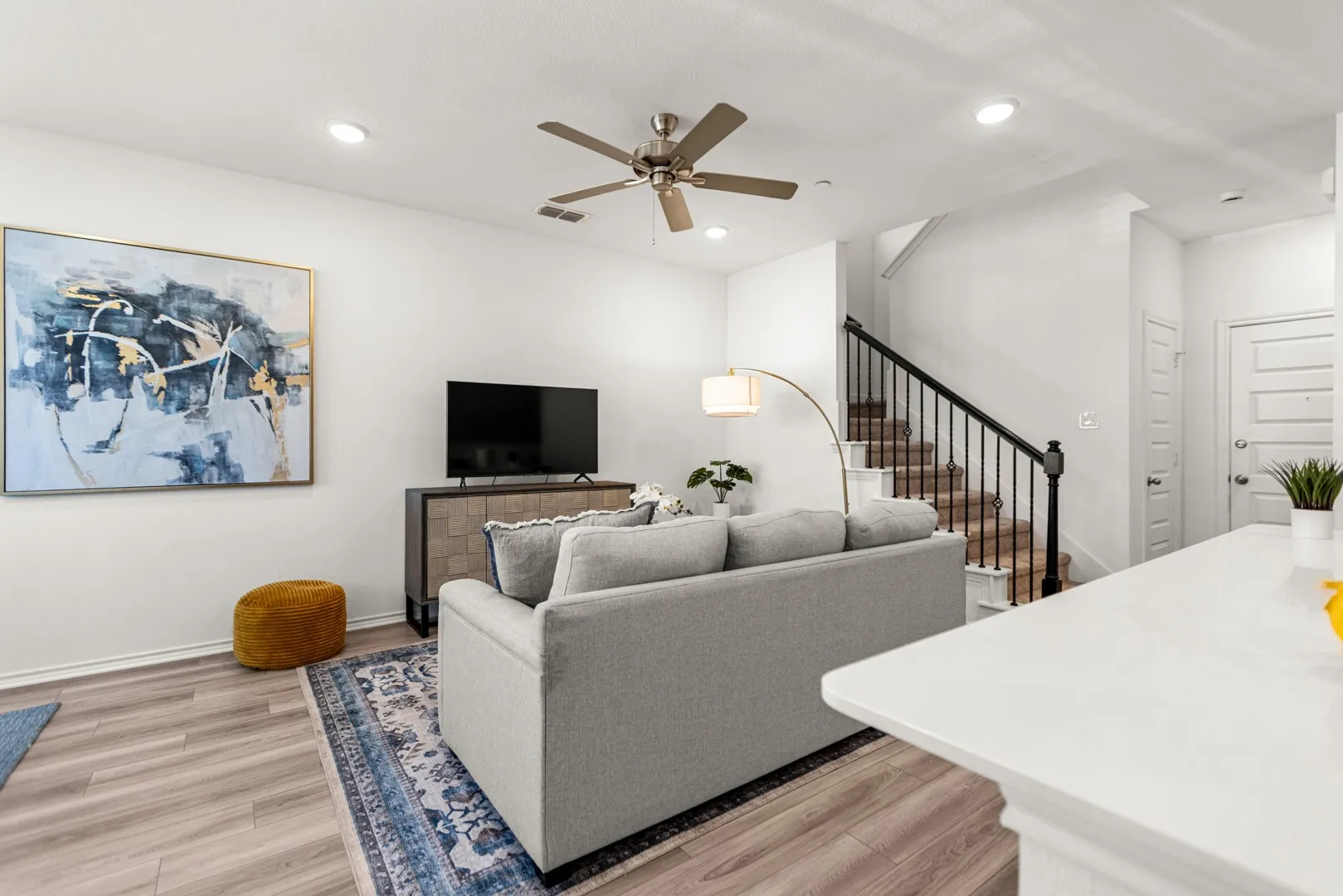 Townhouse For Sale in Dallas County , 3020 Percheron Drive, Mesquite, Texas 75150, 3 Bedroom, 3 Bathroom, 2 Garage spaces, 1,808 Sqft, built in 2024, mls#21406359, Real Estate Agent in Mesquite, Homes For Sale in Dallas county, Homes For Sale in Mesquite, Realtor in Mesquite Texas, Real Estate Brokerage Independent Realty Texas, Luminita Cordes Realtor