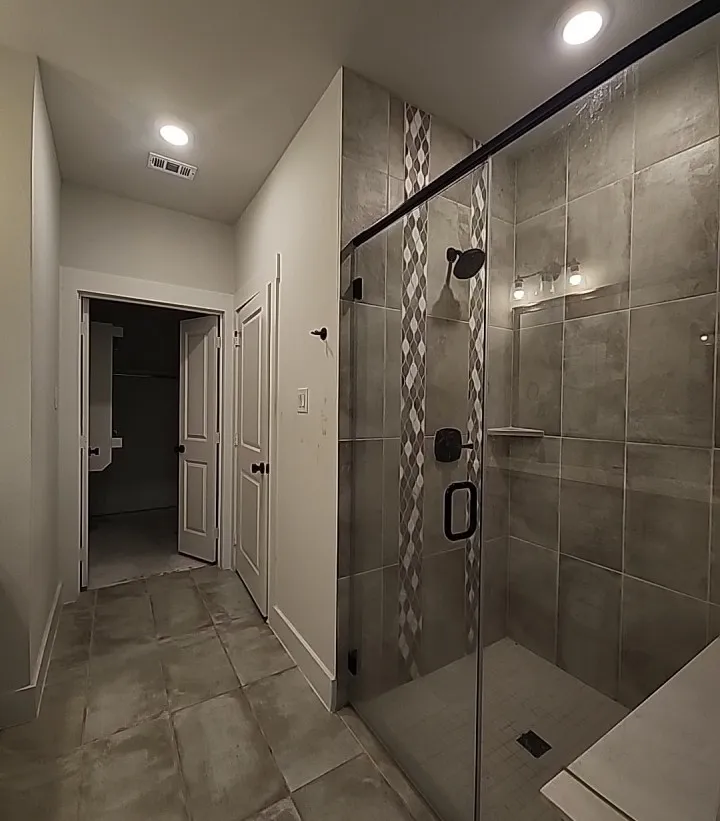 Townhouse For Sale in Collin County , 612 Cloverleaf Drive, Wylie, Texas 75098, 2 Bedroom, 2 Bathroom, 2 Garage spaces, 1,353 Sqft, built in 2021, mls#21406467, Real Estate Agent in Wylie, Homes For Sale in Collin county, Homes For Sale in Wylie, Realtor in Wylie Texas, Real Estate Brokerage Independent Realty Texas, Luminita Cordes Realtor