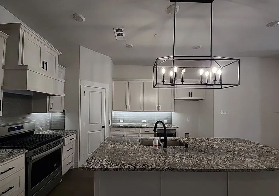 Townhouse For Sale in Collin County , 612 Cloverleaf Drive, Wylie, Texas 75098, 2 Bedroom, 2 Bathroom, 2 Garage spaces, 1,353 Sqft, built in 2021, mls#21406467, Real Estate Agent in Wylie, Homes For Sale in Collin county, Homes For Sale in Wylie, Realtor in Wylie Texas, Real Estate Brokerage Independent Realty Texas, Luminita Cordes Realtor