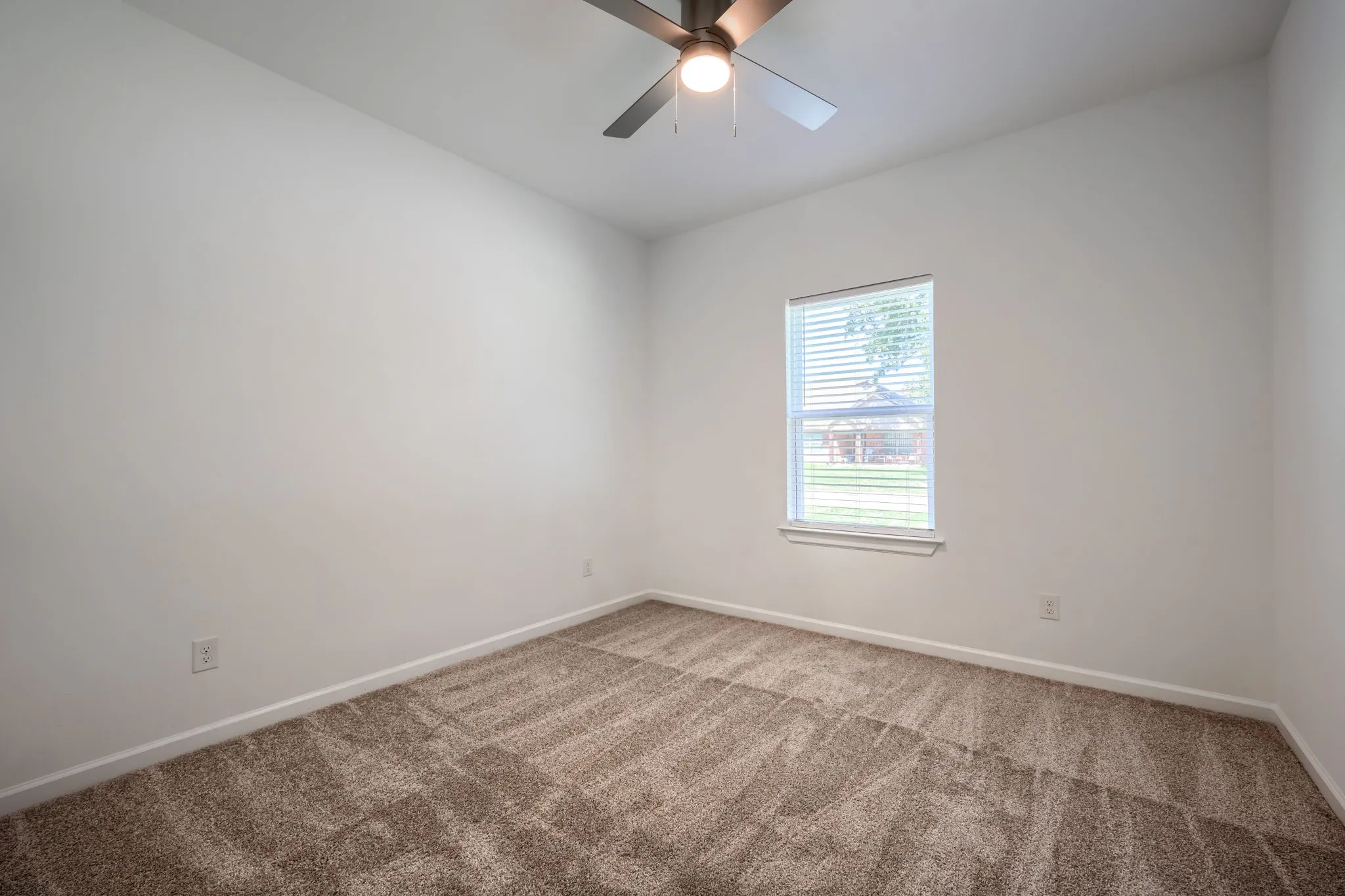 Single Family Residence For Sale in Hunt County , 115 Vaughn Lane, Quinlan, Texas 75474, 3 Bedroom, 2 Bathroom, 2 Garage spaces, 1,494 Sqft, built in 2026, mls#21406479, Real Estate Agent in Quinlan, Homes For Sale in Hunt county, Homes For Sale in Quinlan, Realtor in Quinlan Texas, Real Estate Brokerage Independent Realty Texas, Luminita Cordes Realtor