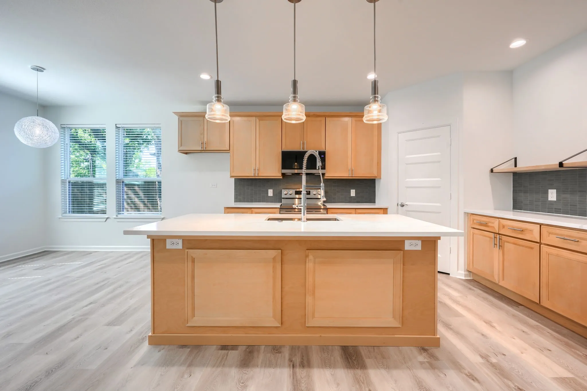 Single Family Residence For Sale in Hunt County , 115 Vaughn Lane, Quinlan, Texas 75474, 3 Bedroom, 2 Bathroom, 2 Garage spaces, 1,494 Sqft, built in 2026, mls#21406479, Real Estate Agent in Quinlan, Homes For Sale in Hunt county, Homes For Sale in Quinlan, Realtor in Quinlan Texas, Real Estate Brokerage Independent Realty Texas, Luminita Cordes Realtor