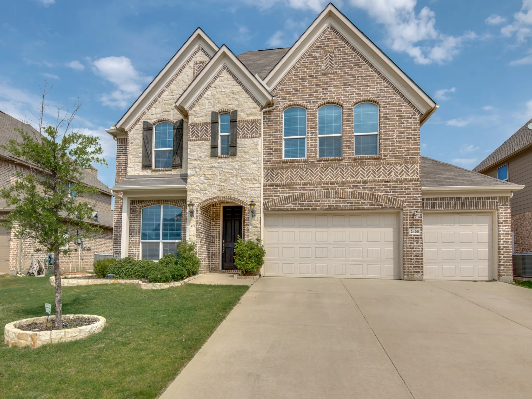 Single Family Residence For Sale