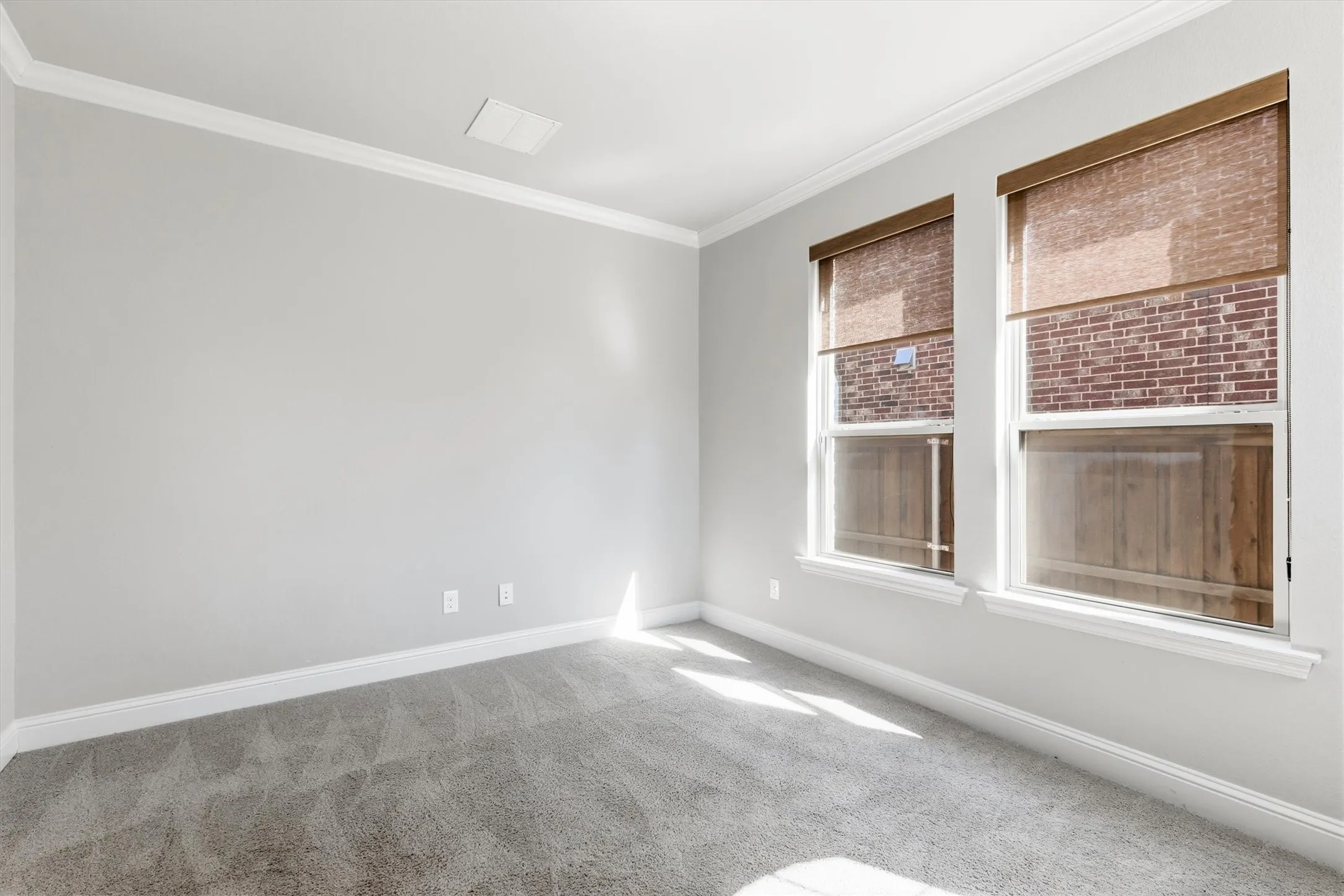 Single Family Residence For Sale in Collin County , 1839 Legendary Reef Way, St Paul, Texas 75098, 3 Bedroom, 4 Bathroom, 3 Garage spaces, 4,260 Sqft, built in 2015, mls#21405923, Real Estate Agent in St Paul, Homes For Sale in Collin county, Homes For Sale in St Paul, Realtor in St Paul Texas, Real Estate Brokerage Independent Realty Texas, Luminita Cordes Realtor