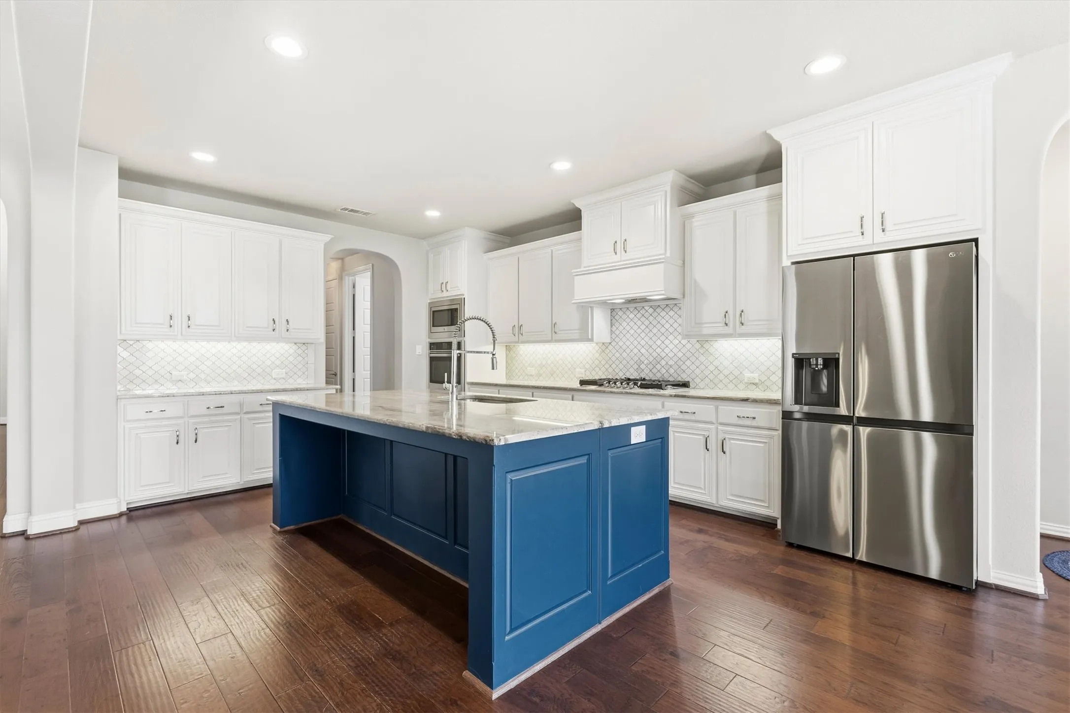 Single Family Residence For Sale in Collin County , 1839 Legendary Reef Way, St Paul, Texas 75098, 3 Bedroom, 4 Bathroom, 3 Garage spaces, 4,260 Sqft, built in 2015, mls#21405923, Real Estate Agent in St Paul, Homes For Sale in Collin county, Homes For Sale in St Paul, Realtor in St Paul Texas, Real Estate Brokerage Independent Realty Texas, Luminita Cordes Realtor