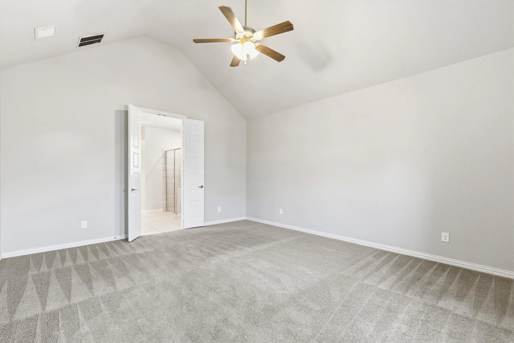 Single Family Residence For Sale in Collin County , 1839 Legendary Reef Way, St Paul, Texas 75098, 3 Bedroom, 4 Bathroom, 3 Garage spaces, 4,260 Sqft, built in 2015, mls#21405923, Real Estate Agent in St Paul, Homes For Sale in Collin county, Homes For Sale in St Paul, Realtor in St Paul Texas, Real Estate Brokerage Independent Realty Texas, Luminita Cordes Realtor