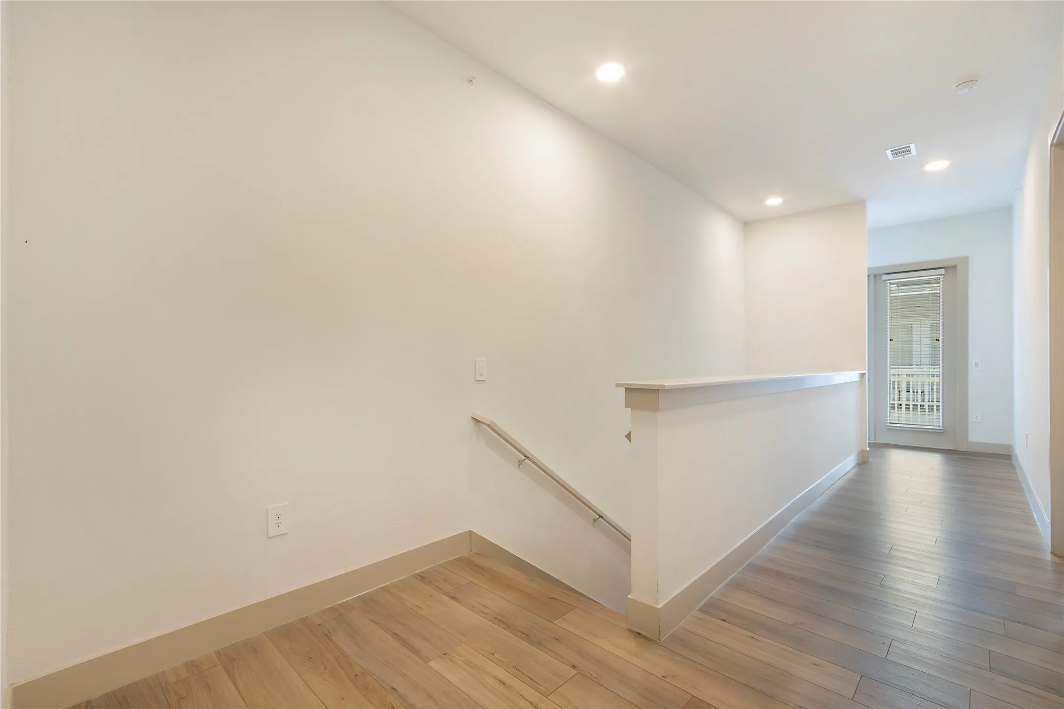 Townhouse For Rent in Collin County , 4700 W Spring Creek Parkway 10102, Plano, Texas 75024, 2 Bedroom, 3 Bathroom, 2 Garage spaces, 2,057 Sqft, built in 2023, mls#21406493, Real Estate Agent in Plano, Homes For Rent in Collin county, Homes For Rent in Plano, Realtor in Plano Texas, Real Estate Brokerage Independent Realty Texas, Luminita Cordes Realtor