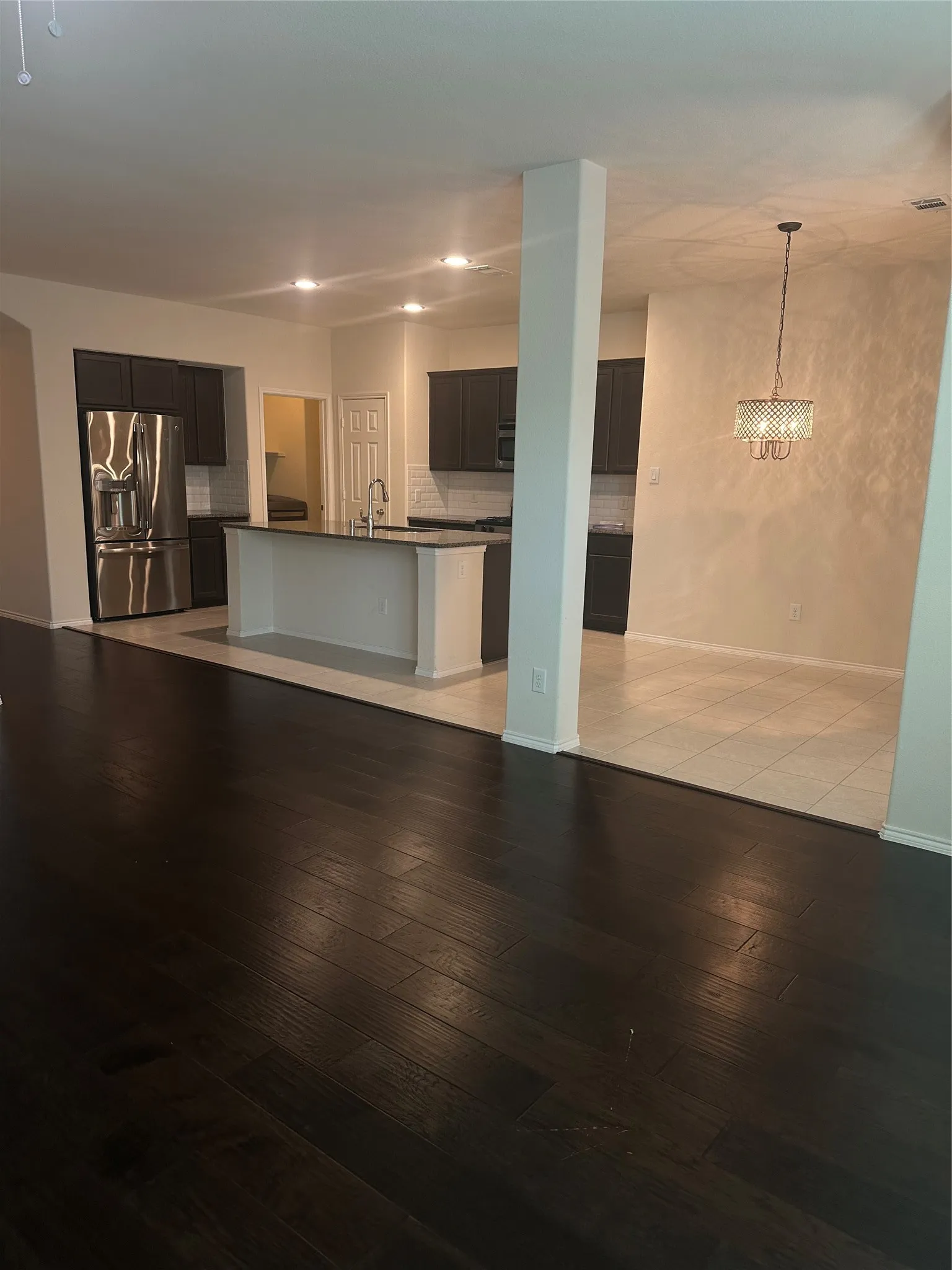 Single Family Residence For Rent in Denton County , 1813 6th Street, Argyle, Texas 76226, 3 Bedroom, 2 Bathroom, 2 Garage spaces, 1,856 Sqft, built in 2015, mls#21403518, Real Estate Agent in Argyle, Homes For Rent in Denton county, Homes For Rent in Argyle, Realtor in Argyle Texas, Real Estate Brokerage Independent Realty Texas, Luminita Cordes Realtor