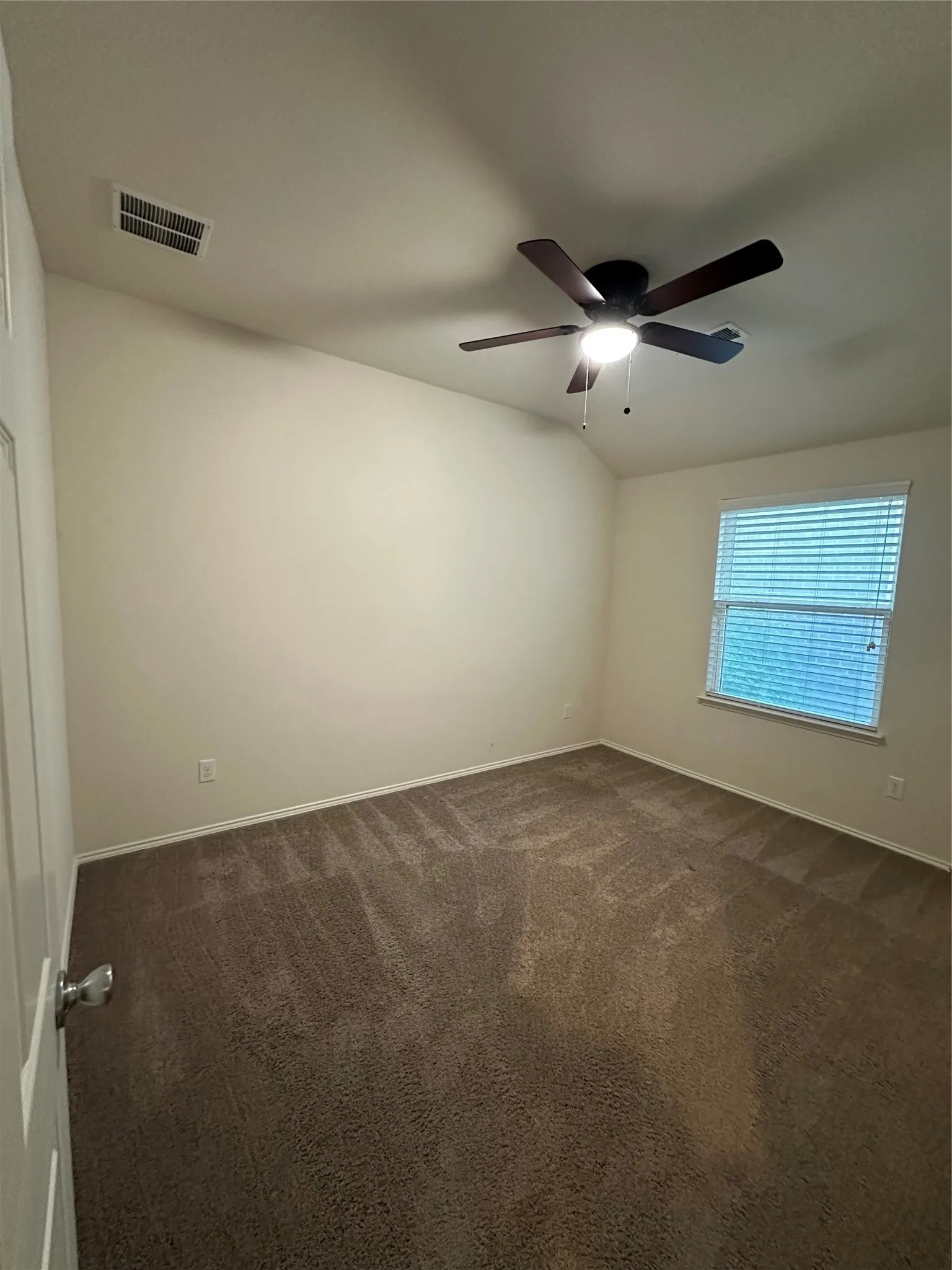 Single Family Residence For Rent in Denton County , 1813 6th Street, Argyle, Texas 76226, 3 Bedroom, 2 Bathroom, 2 Garage spaces, 1,856 Sqft, built in 2015, mls#21403518, Real Estate Agent in Argyle, Homes For Rent in Denton county, Homes For Rent in Argyle, Realtor in Argyle Texas, Real Estate Brokerage Independent Realty Texas, Luminita Cordes Realtor