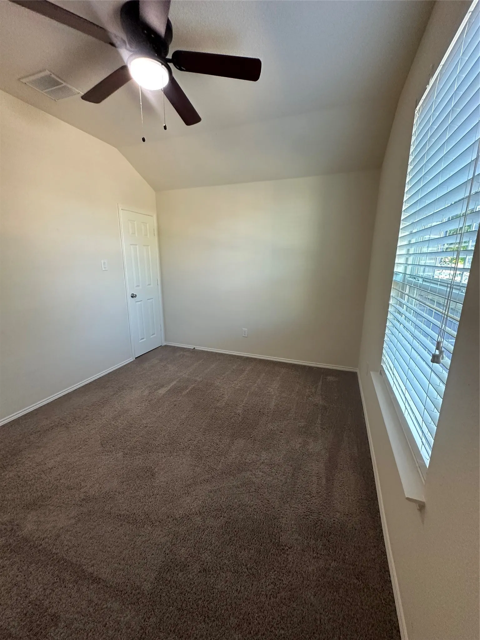 Single Family Residence For Rent in Denton County , 1813 6th Street, Argyle, Texas 76226, 3 Bedroom, 2 Bathroom, 2 Garage spaces, 1,856 Sqft, built in 2015, mls#21403518, Real Estate Agent in Argyle, Homes For Rent in Denton county, Homes For Rent in Argyle, Realtor in Argyle Texas, Real Estate Brokerage Independent Realty Texas, Luminita Cordes Realtor