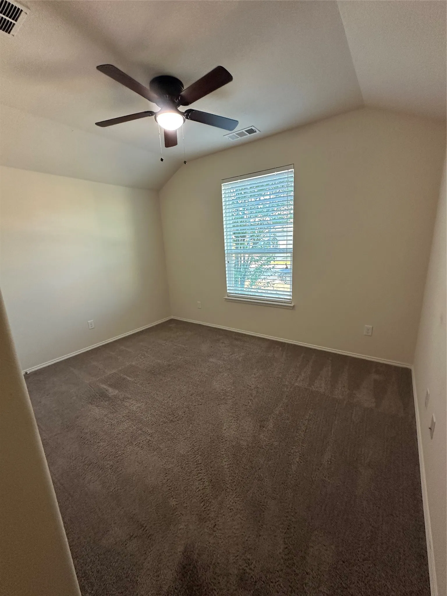 Single Family Residence For Rent in Denton County , 1813 6th Street, Argyle, Texas 76226, 3 Bedroom, 2 Bathroom, 2 Garage spaces, 1,856 Sqft, built in 2015, mls#21403518, Real Estate Agent in Argyle, Homes For Rent in Denton county, Homes For Rent in Argyle, Realtor in Argyle Texas, Real Estate Brokerage Independent Realty Texas, Luminita Cordes Realtor