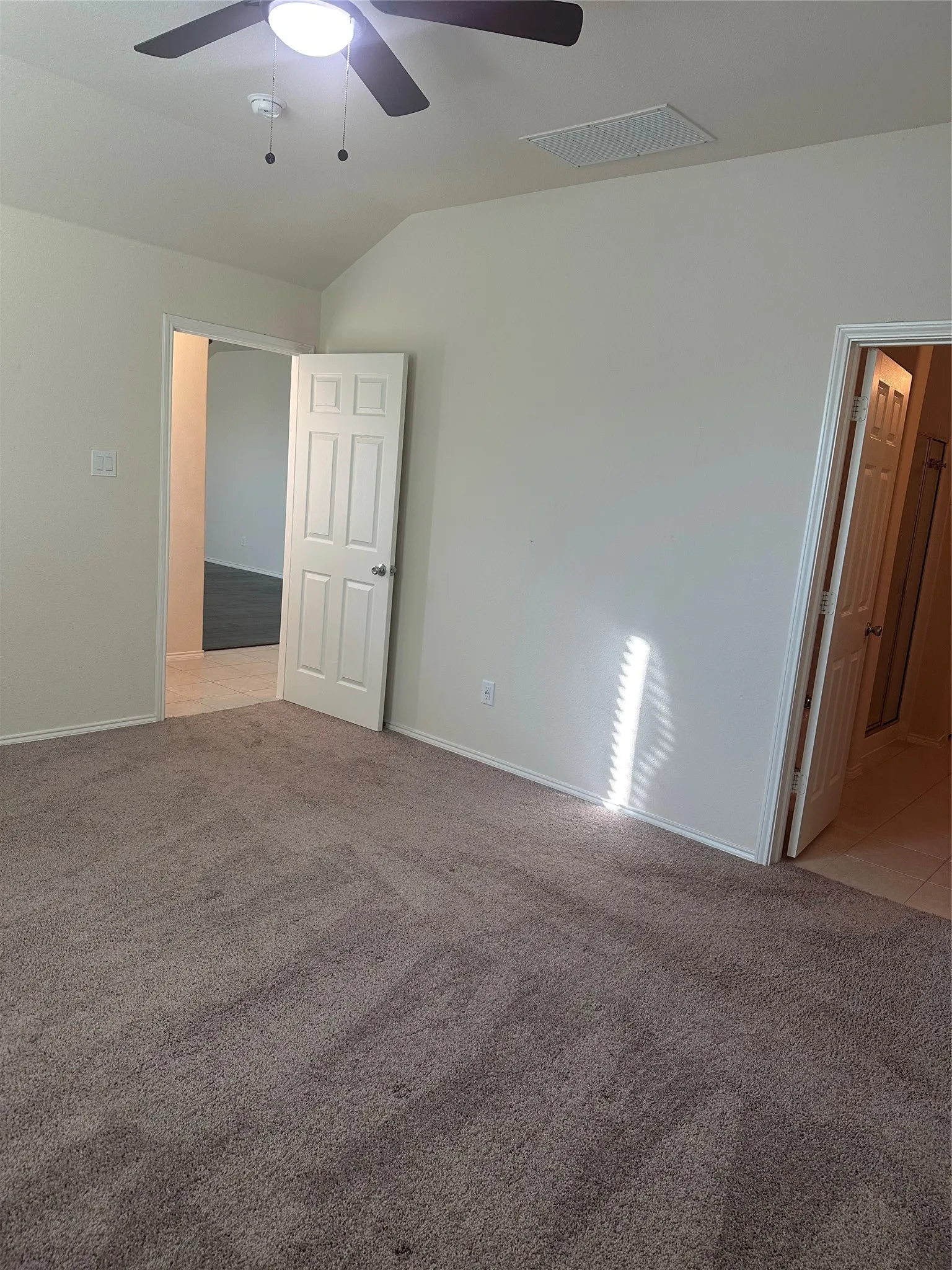 Single Family Residence For Rent in Denton County , 1813 6th Street, Argyle, Texas 76226, 3 Bedroom, 2 Bathroom, 2 Garage spaces, 1,856 Sqft, built in 2015, mls#21403518, Real Estate Agent in Argyle, Homes For Rent in Denton county, Homes For Rent in Argyle, Realtor in Argyle Texas, Real Estate Brokerage Independent Realty Texas, Luminita Cordes Realtor