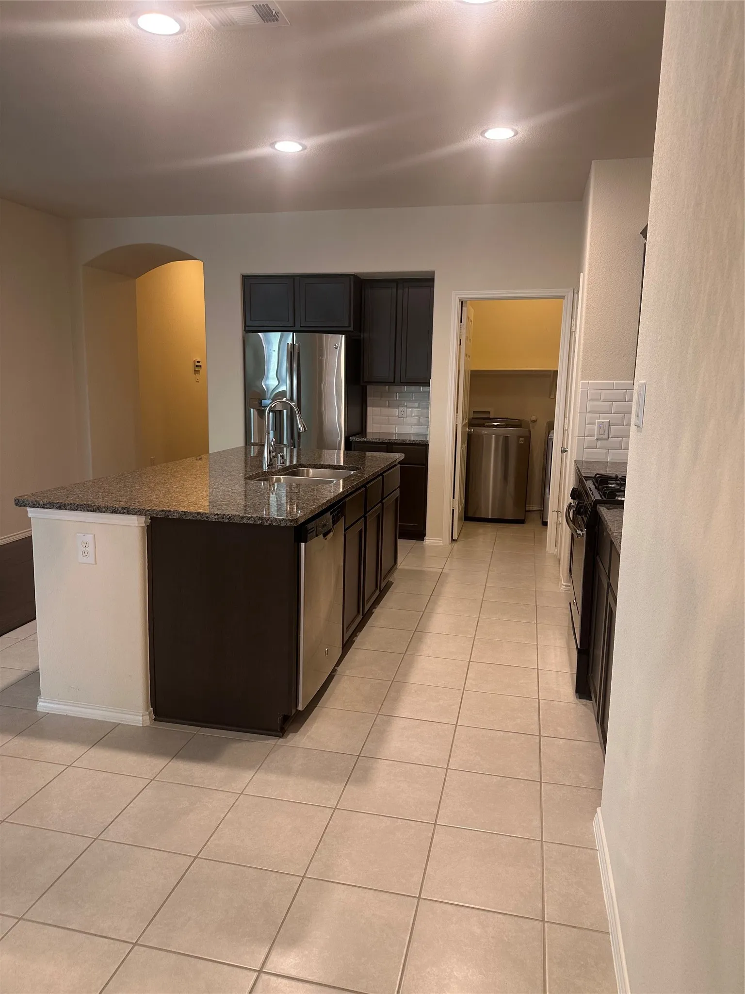 Single Family Residence For Rent in Denton County , 1813 6th Street, Argyle, Texas 76226, 3 Bedroom, 2 Bathroom, 2 Garage spaces, 1,856 Sqft, built in 2015, mls#21403518, Real Estate Agent in Argyle, Homes For Rent in Denton county, Homes For Rent in Argyle, Realtor in Argyle Texas, Real Estate Brokerage Independent Realty Texas, Luminita Cordes Realtor
