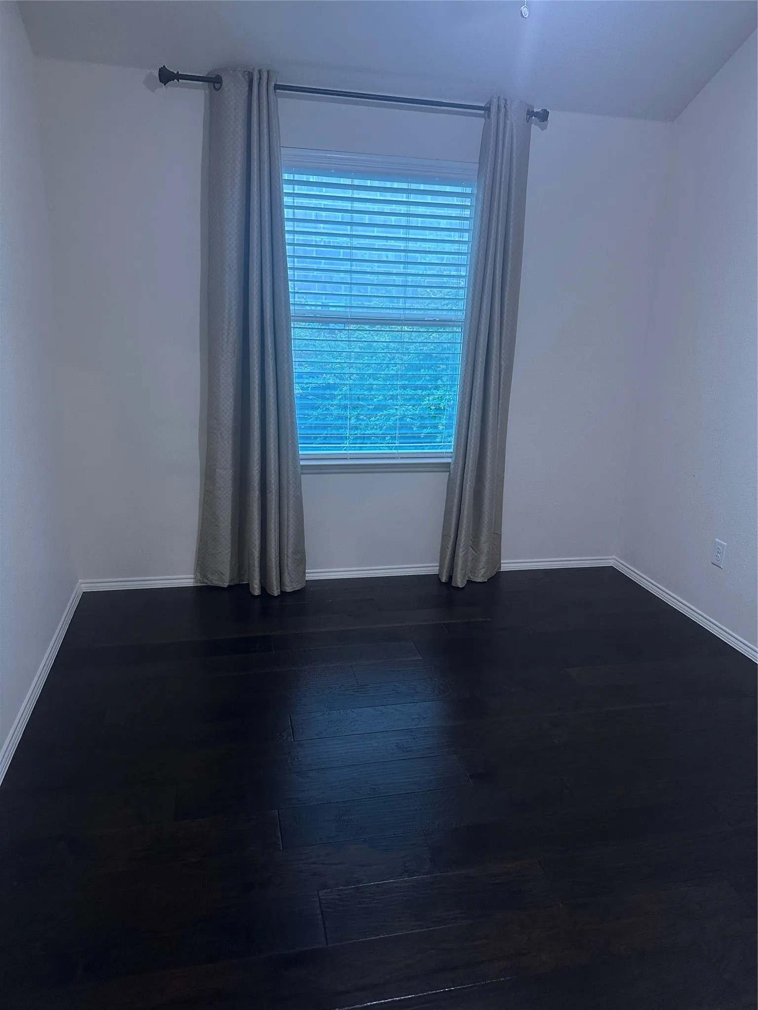 Single Family Residence For Rent in Denton County , 1813 6th Street, Argyle, Texas 76226, 3 Bedroom, 2 Bathroom, 2 Garage spaces, 1,856 Sqft, built in 2015, mls#21403518, Real Estate Agent in Argyle, Homes For Rent in Denton county, Homes For Rent in Argyle, Realtor in Argyle Texas, Real Estate Brokerage Independent Realty Texas, Luminita Cordes Realtor
