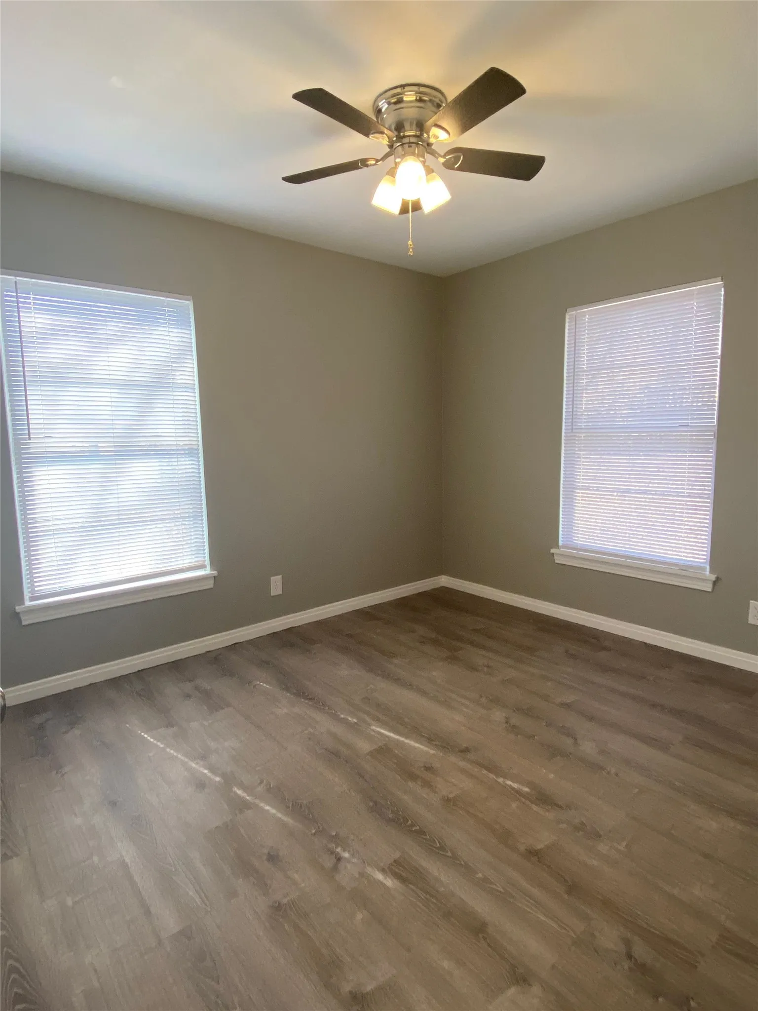 Single Family Residence For Rent in Parker County , 1222 S Lamar Street, Weatherford, Texas 76086, 3 Bedroom, 1 Bathroom, Garage spaces, 1,150 Sqft, built in 1958, mls#21397951, Real Estate Agent in Weatherford, Homes For Rent in Parker county, Homes For Rent in Weatherford, Realtor in Weatherford Texas, Real Estate Brokerage Independent Realty Texas, Luminita Cordes Realtor