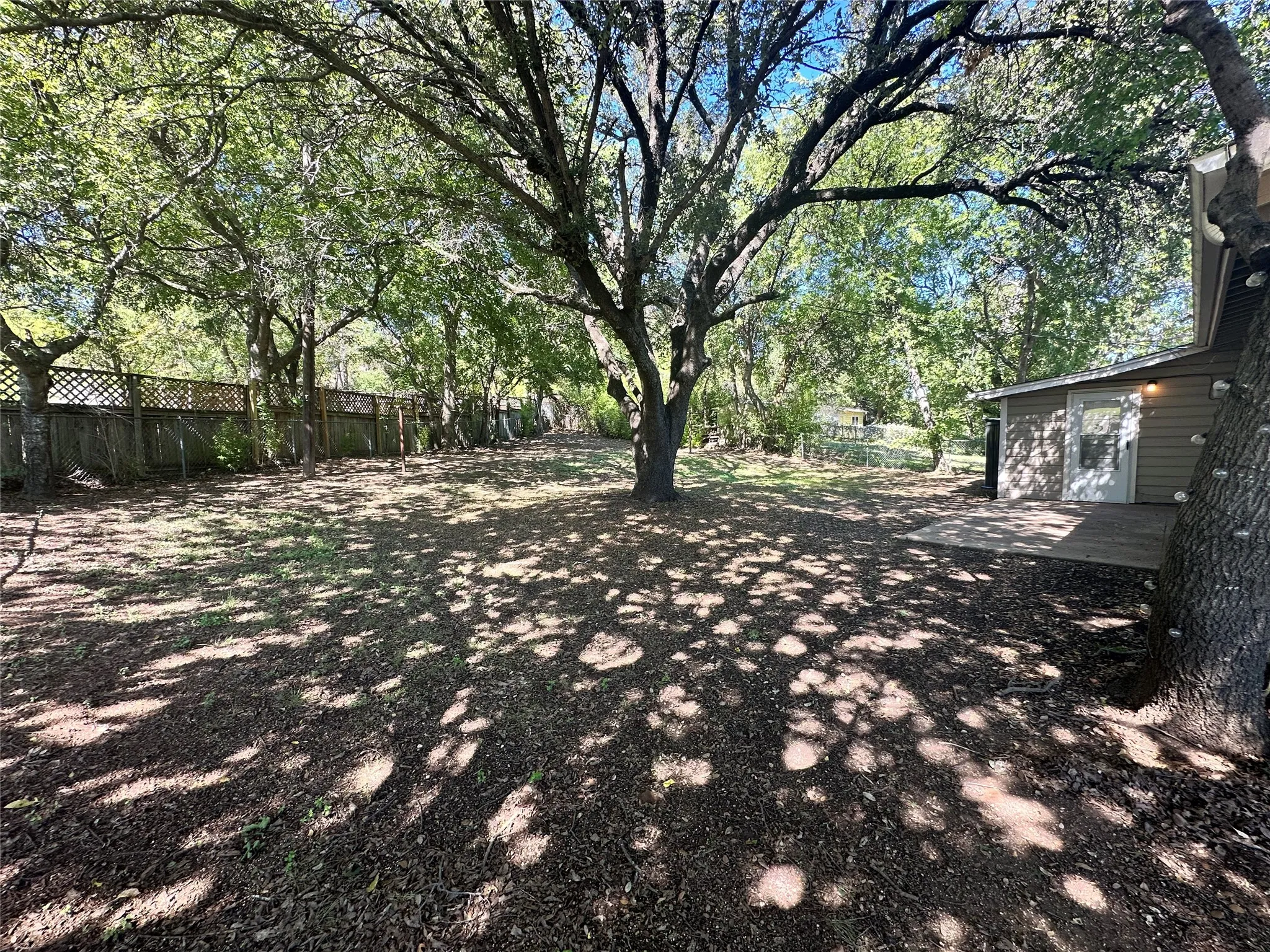 Single Family Residence For Rent in Parker County , 1222 S Lamar Street, Weatherford, Texas 76086, 3 Bedroom, 1 Bathroom, Garage spaces, 1,150 Sqft, built in 1958, mls#21397951, Real Estate Agent in Weatherford, Homes For Rent in Parker county, Homes For Rent in Weatherford, Realtor in Weatherford Texas, Real Estate Brokerage Independent Realty Texas, Luminita Cordes Realtor