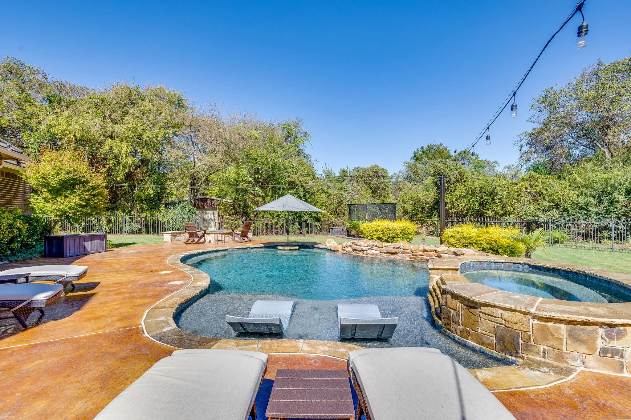 Salt water pool with auto fill from the well, Pentair IntelliTouch automation system, IntelliChem - automated chemical control system, auto acid doser to keep PH at constant safe  , a new salt cell and cordless robot cleaner.
