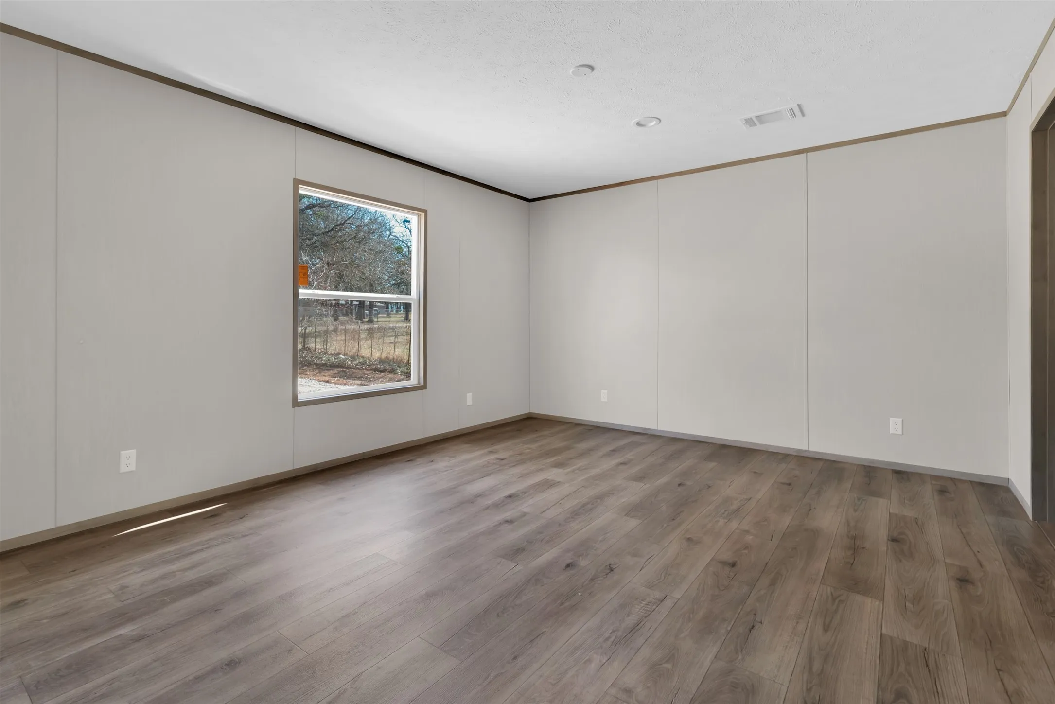 Manufactured Home For Sale in Cooke County , 589 CR 167, Whitesboro, Texas 76273, 3 Bedroom, 2 Bathroom, Garage spaces, 1,568 Sqft, built in 2025, mls#21406525, Real Estate Agent in Whitesboro, Homes For Sale in Cooke county, Homes For Sale in Whitesboro, Realtor in Whitesboro Texas, Real Estate Brokerage Independent Realty Texas, Luminita Cordes Realtor