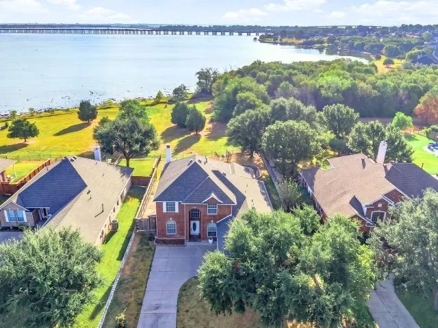 Single Family Residence For Rent in Dallas County , 4102 Stone Haven Drive, Garland, Texas 75043, 4 Bedroom, 3 Bathroom, 2 Garage spaces, 3,156 Sqft, built in 2003, mls#21406523, Real Estate Agent in Garland, Homes For Rent in Dallas county, Homes For Rent in Garland, Realtor in Garland Texas, Real Estate Brokerage Independent Realty Texas, Luminita Cordes Realtor