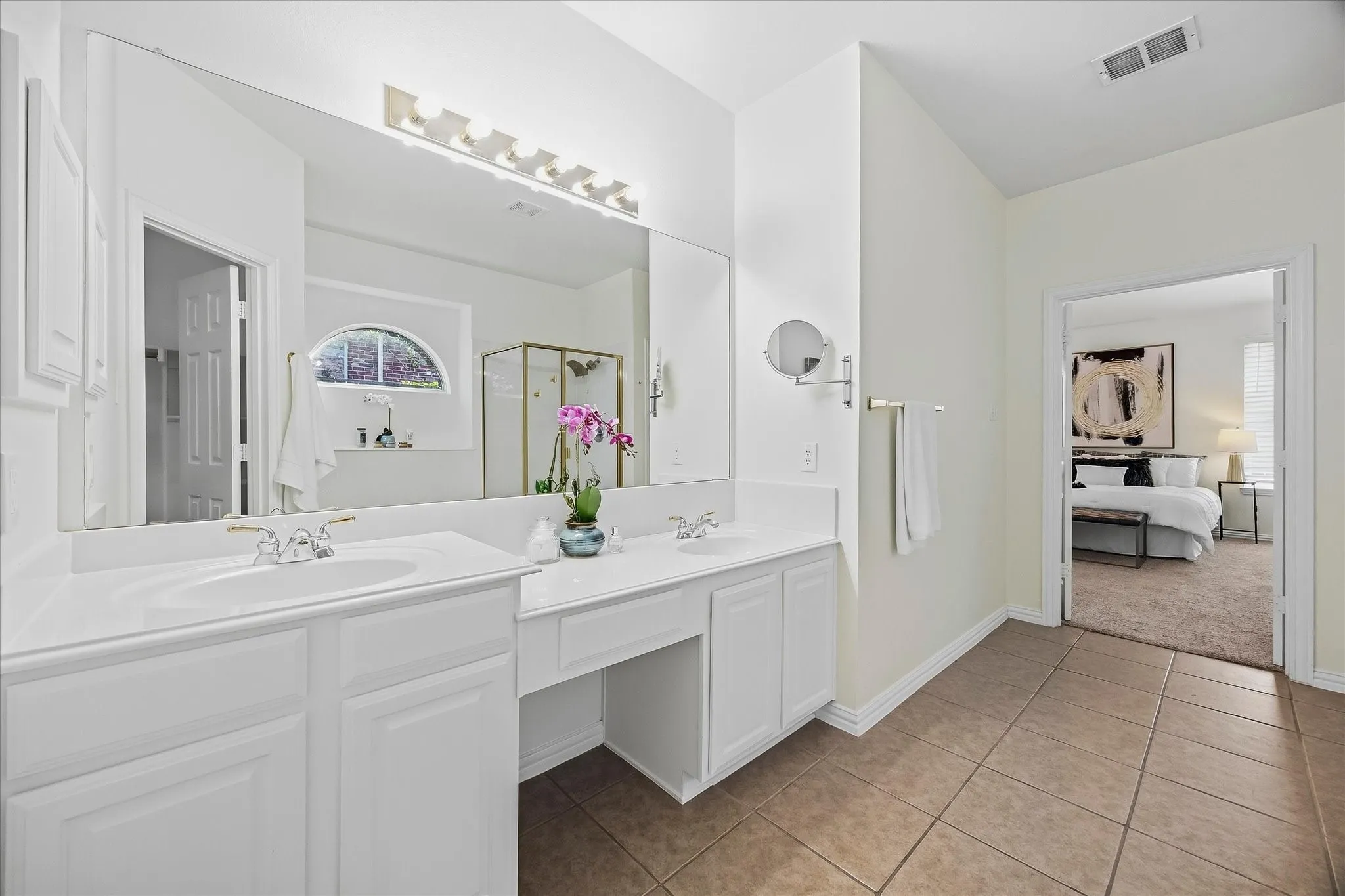 Single Family Residence For Rent in Dallas County , 4102 Stone Haven Drive, Garland, Texas 75043, 4 Bedroom, 3 Bathroom, 2 Garage spaces, 3,156 Sqft, built in 2003, mls#21406523, Real Estate Agent in Garland, Homes For Rent in Dallas county, Homes For Rent in Garland, Realtor in Garland Texas, Real Estate Brokerage Independent Realty Texas, Luminita Cordes Realtor