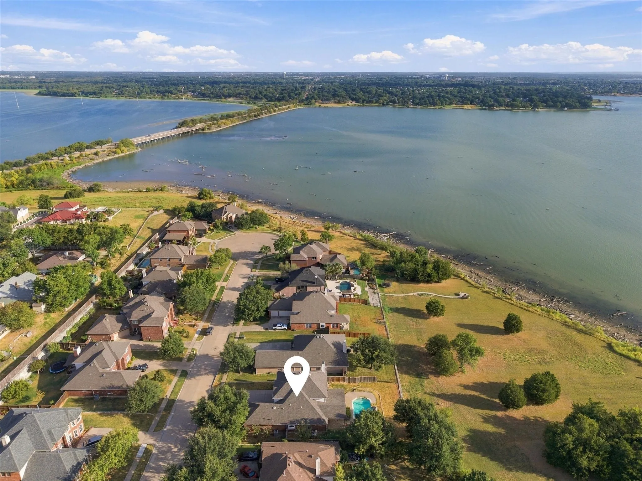 Single Family Residence For Rent in Dallas County , 4102 Stone Haven Drive, Garland, Texas 75043, 4 Bedroom, 3 Bathroom, 2 Garage spaces, 3,156 Sqft, built in 2003, mls#21406523, Real Estate Agent in Garland, Homes For Rent in Dallas county, Homes For Rent in Garland, Realtor in Garland Texas, Real Estate Brokerage Independent Realty Texas, Luminita Cordes Realtor