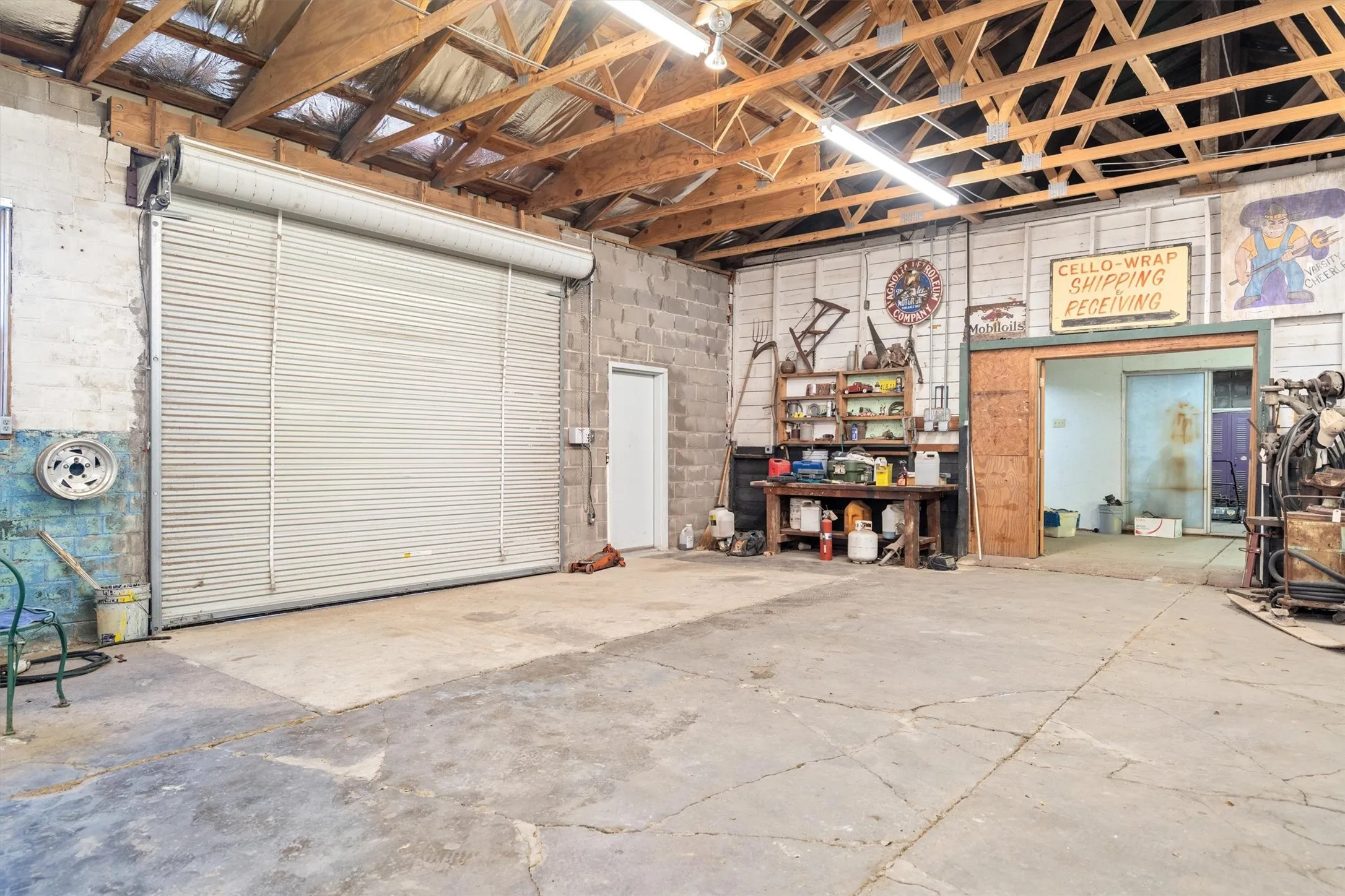 Business For Sale in Collin County , 118 N Main Street, Farmersville, Texas 75442, 0, 0, Garage spaces, 0 Sqft, built in 1970, mls#21406495, Real Estate Agent in Farmersville, Homes For Sale in Collin county, Homes For Sale in Farmersville, Realtor in Farmersville Texas, Real Estate Brokerage Independent Realty Texas, Luminita Cordes Realtor